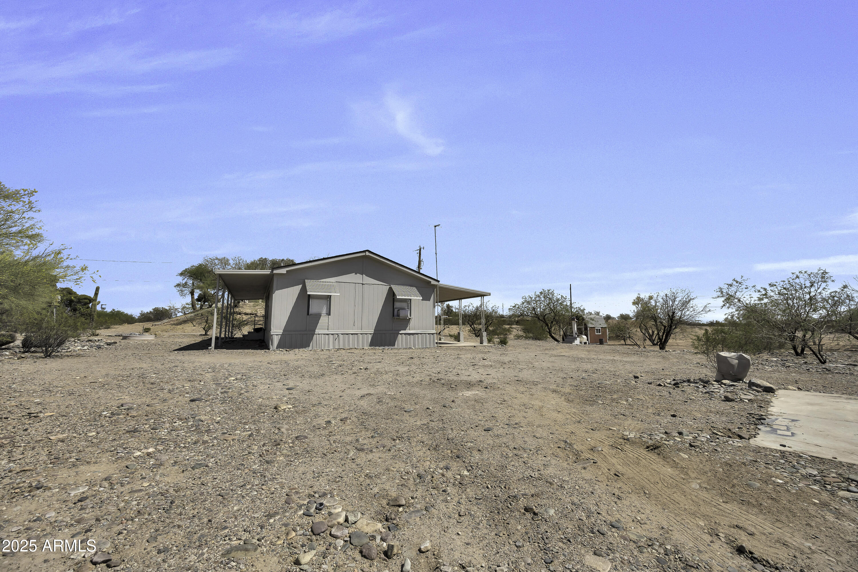 685 W ADAMSVILLE Road