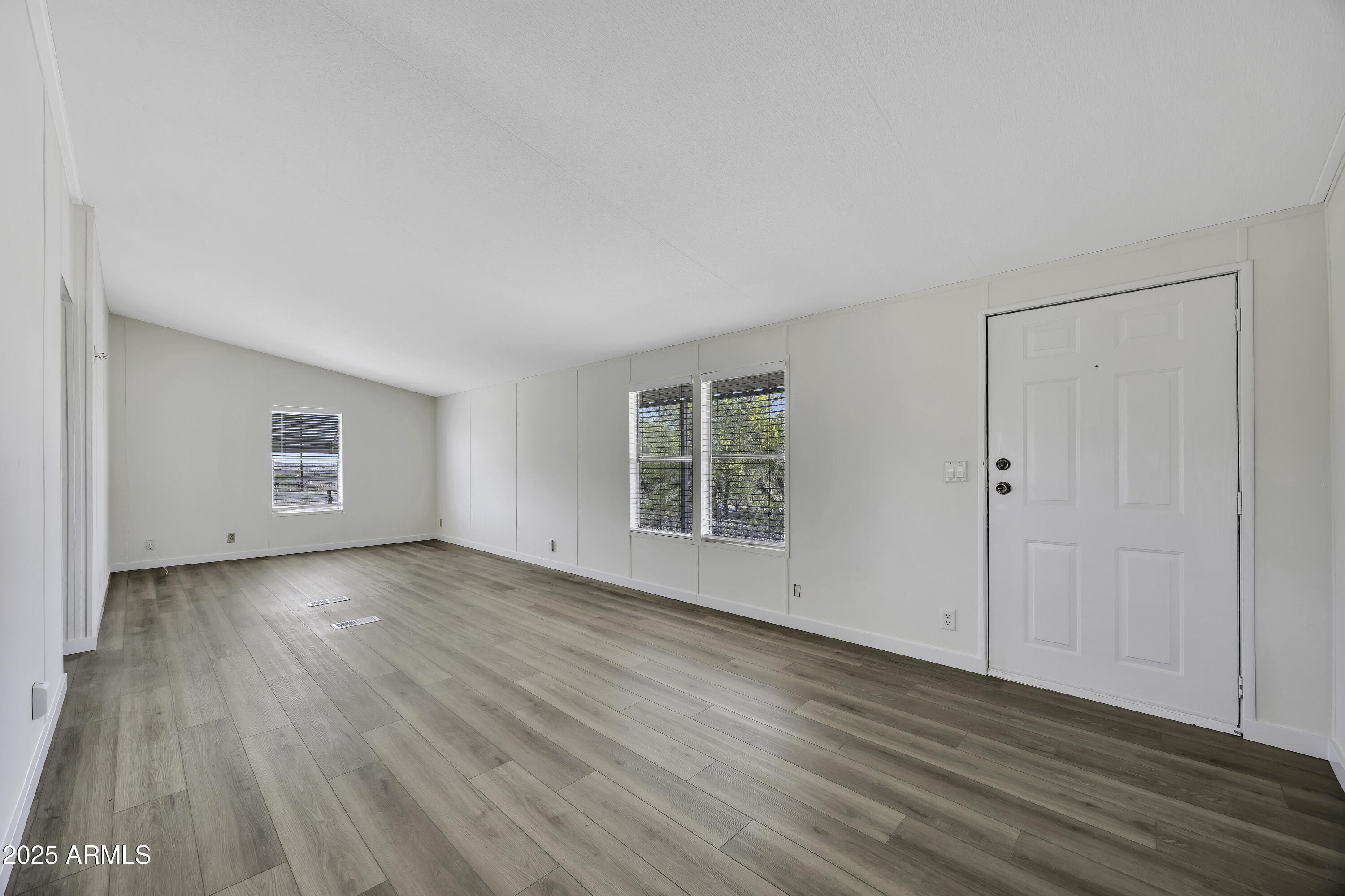 685 W ADAMSVILLE Road