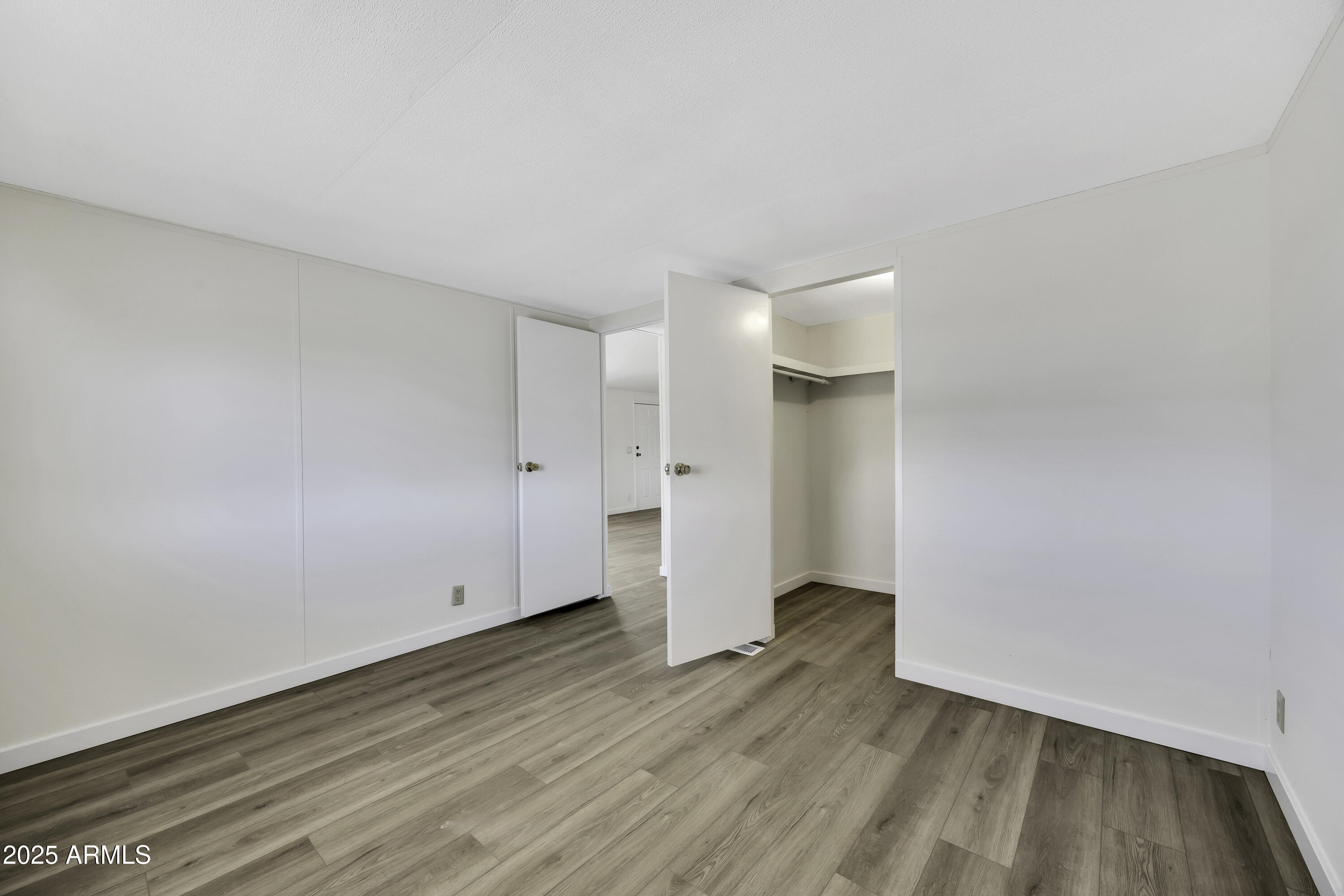 685 W ADAMSVILLE Road