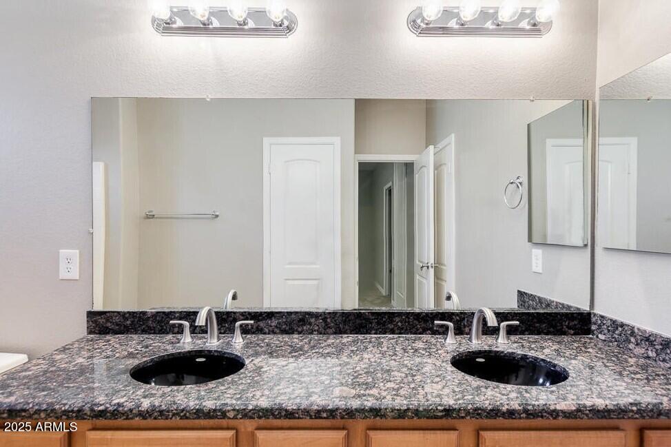 3820 E MCDOWELL Road, 102