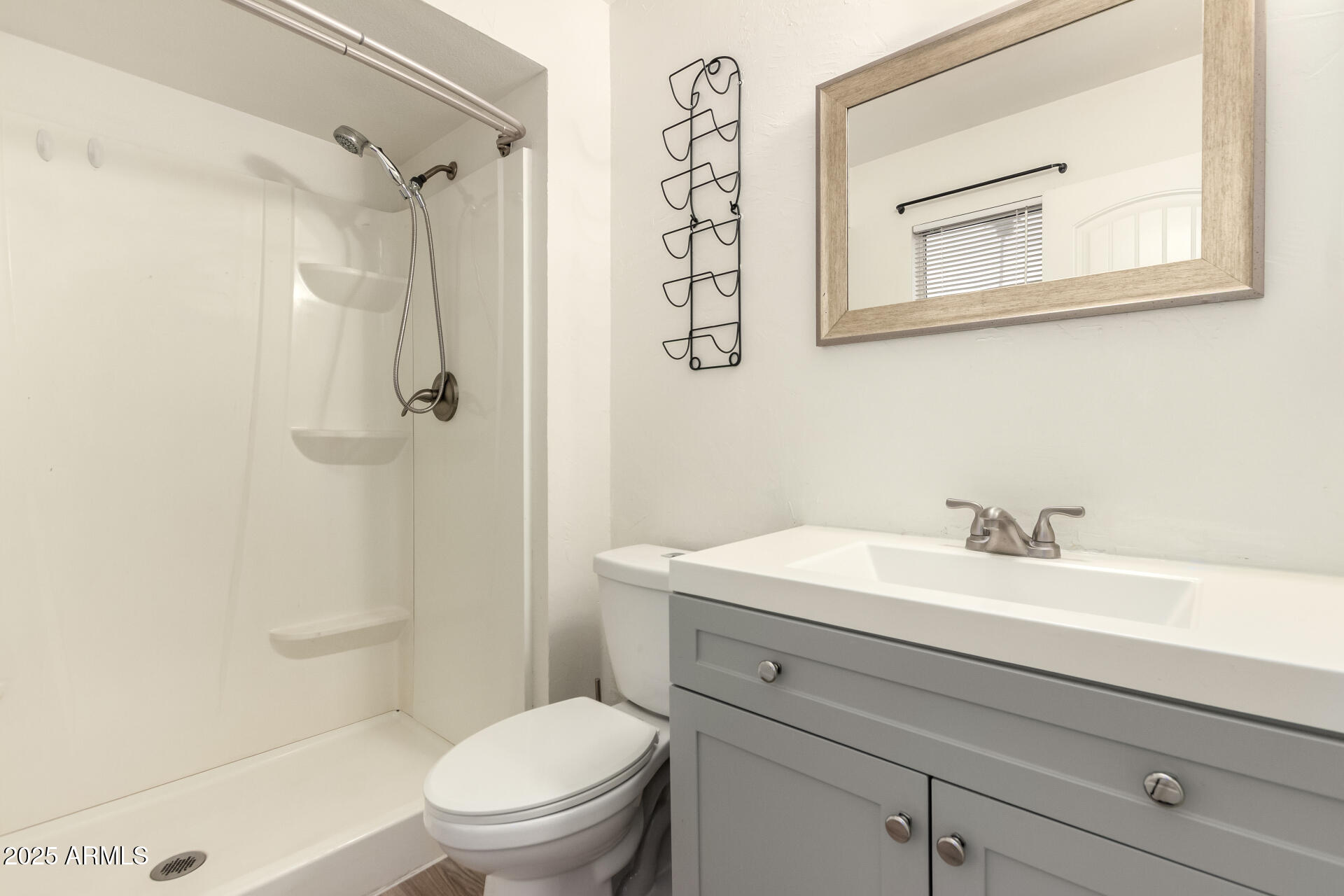 5253 W LUPINE Avenue