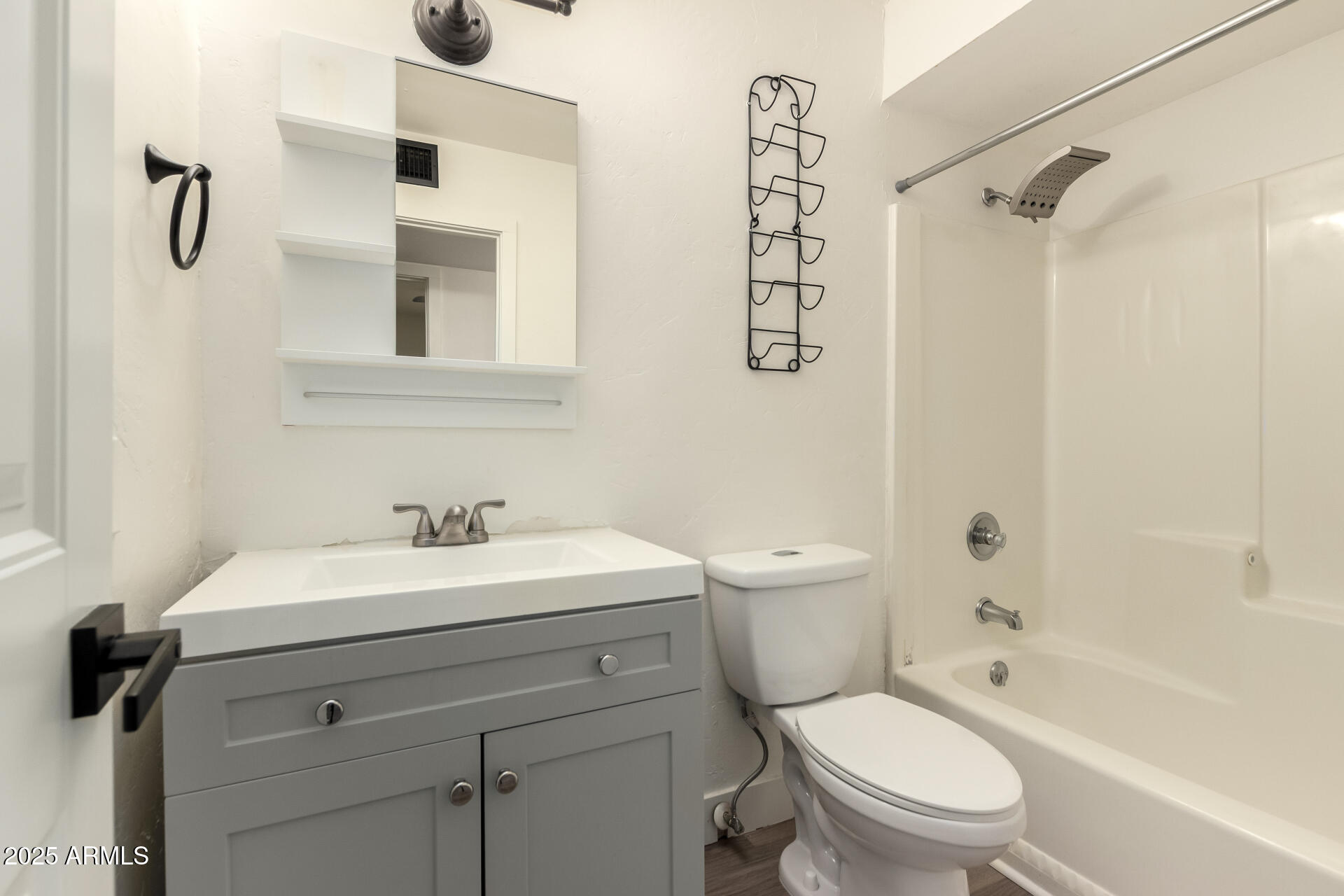 5253 W LUPINE Avenue