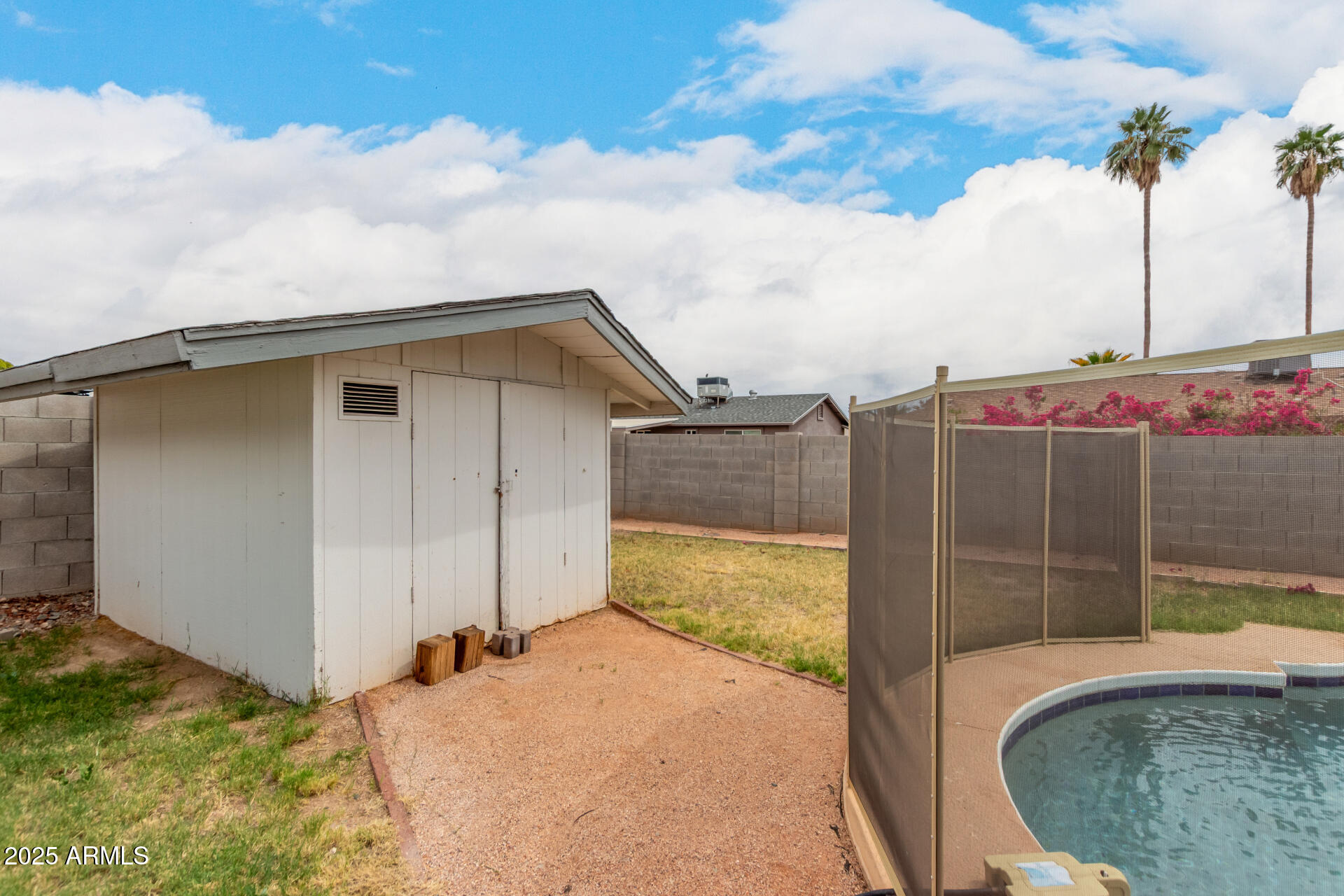 5253 W LUPINE Avenue