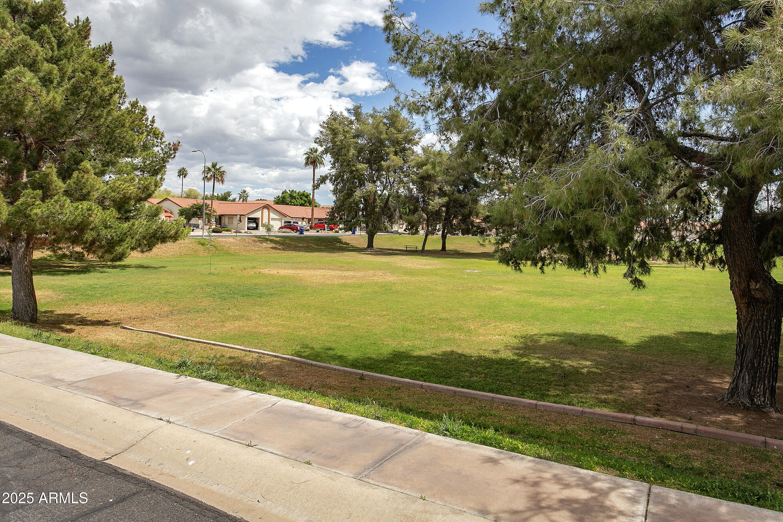 542 S HIGLEY Road, 52