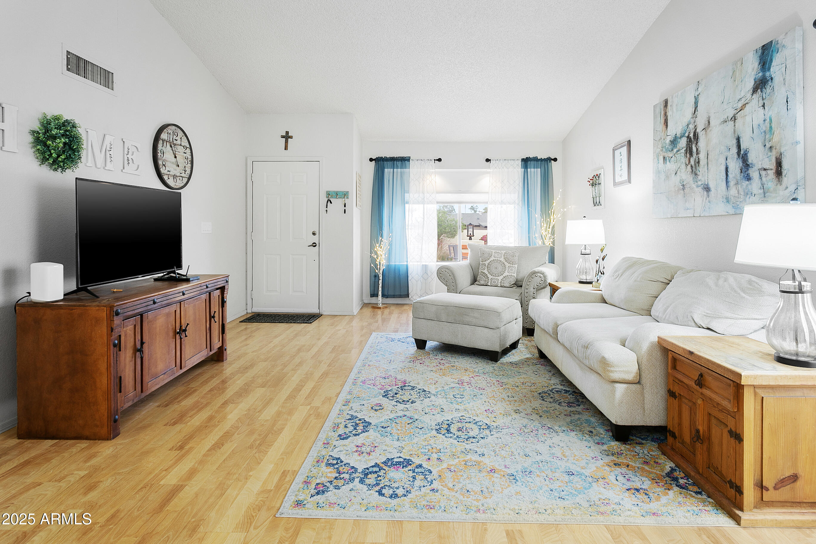 542 S HIGLEY Road, 52