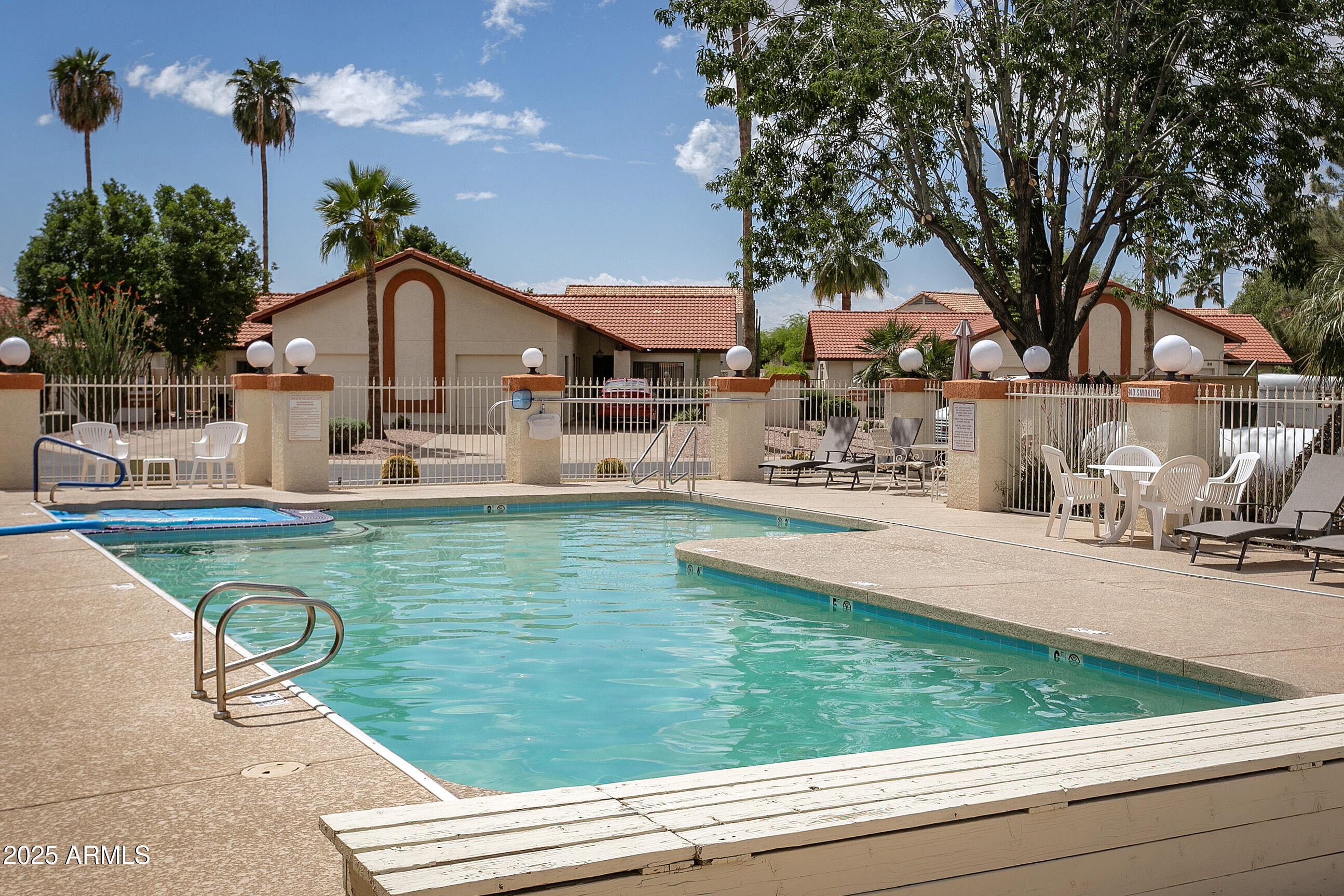 542 S HIGLEY Road, 52