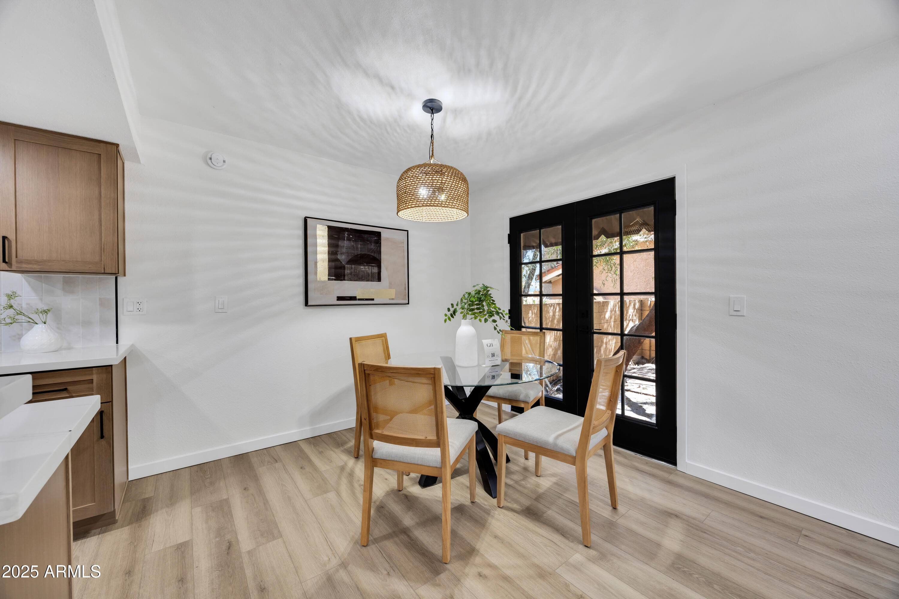 10419 N 10TH Place, 2