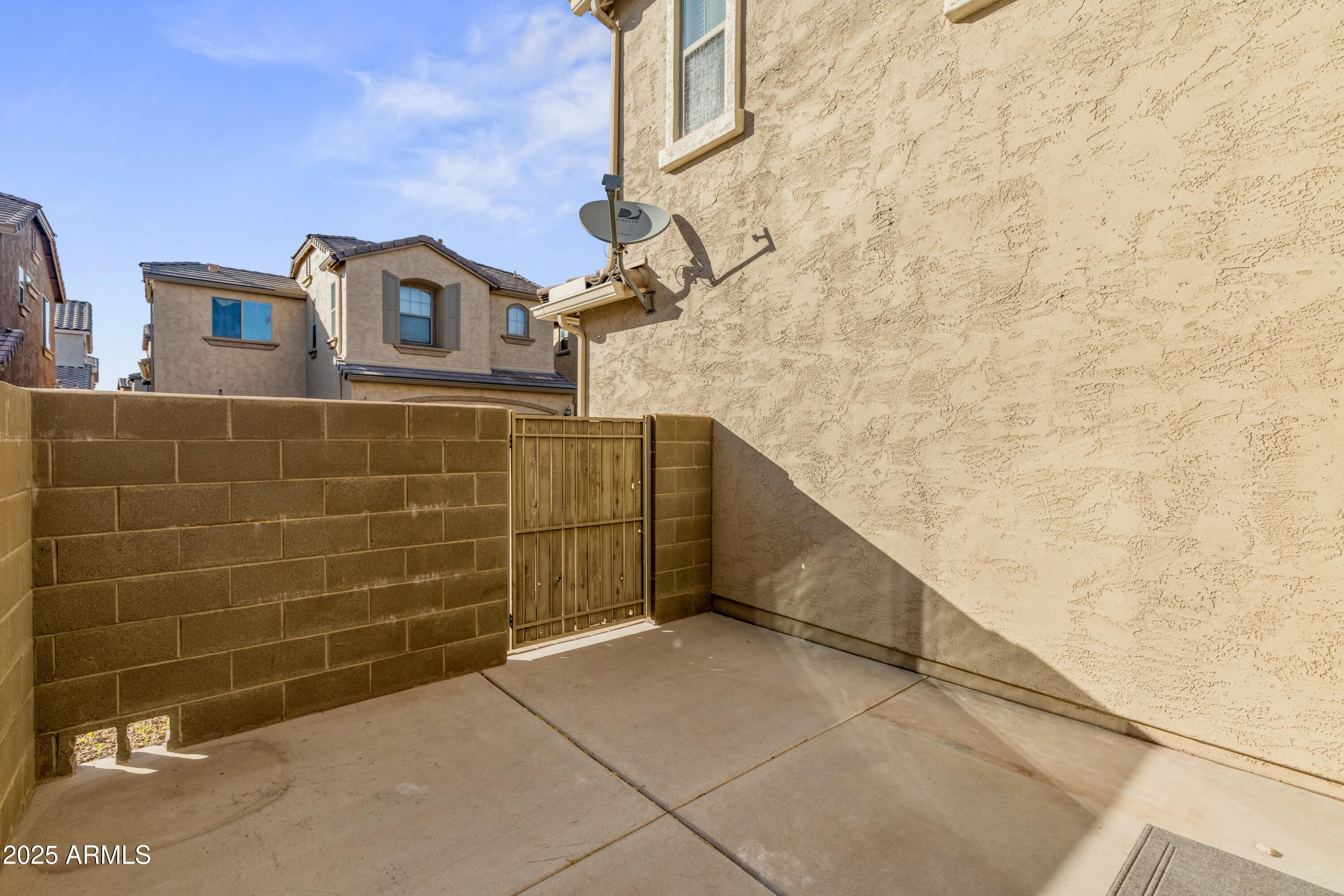 3983 E CAT BALUE Drive