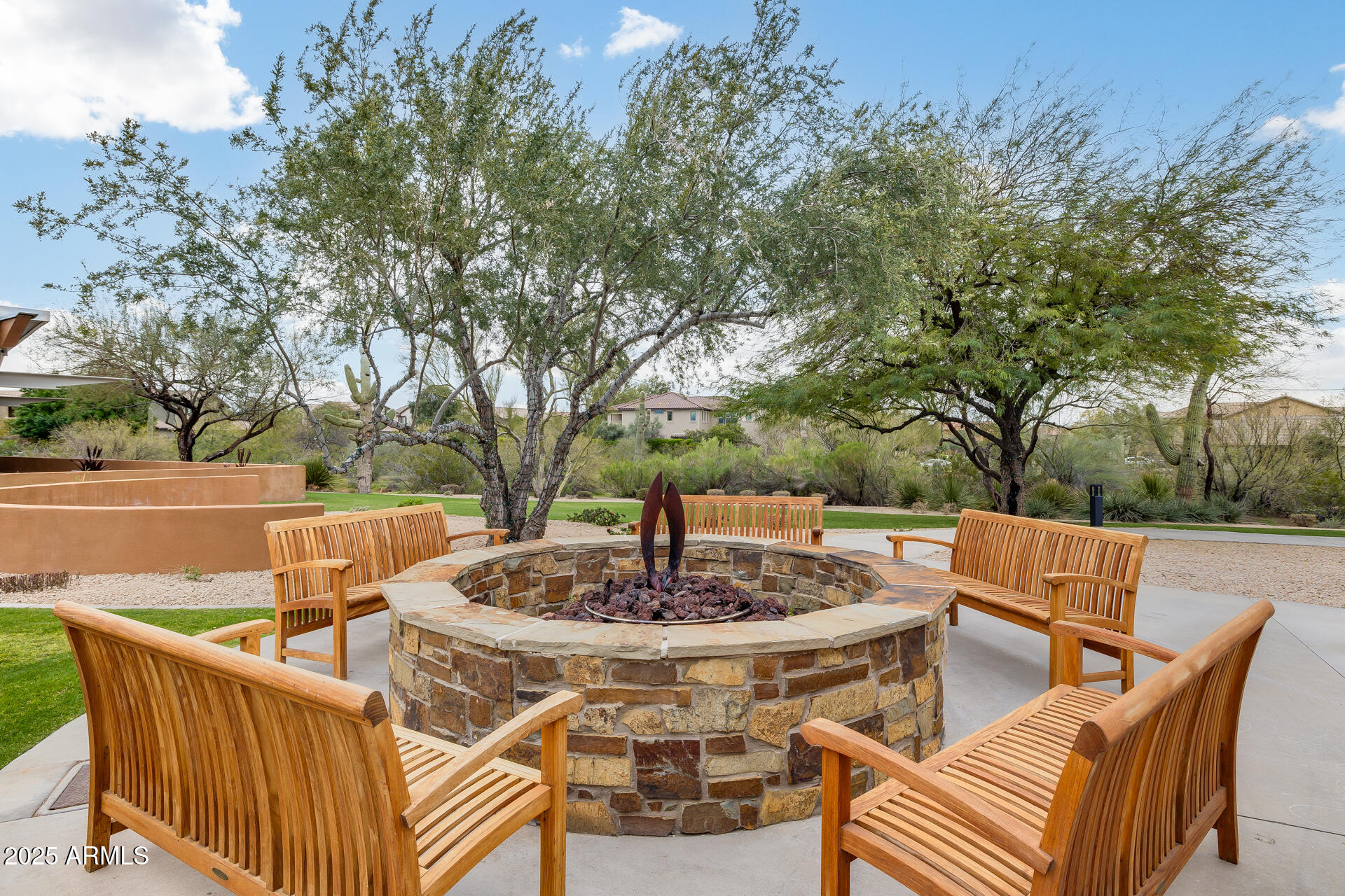 3983 E CAT BALUE Drive