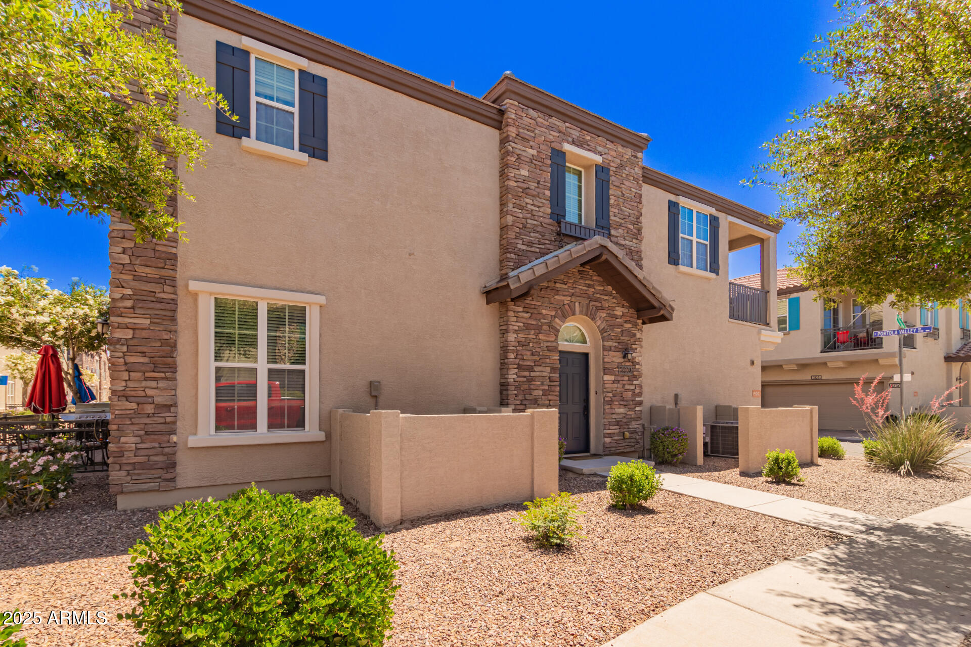 4752 E PORTOLA VALLEY Drive, 103