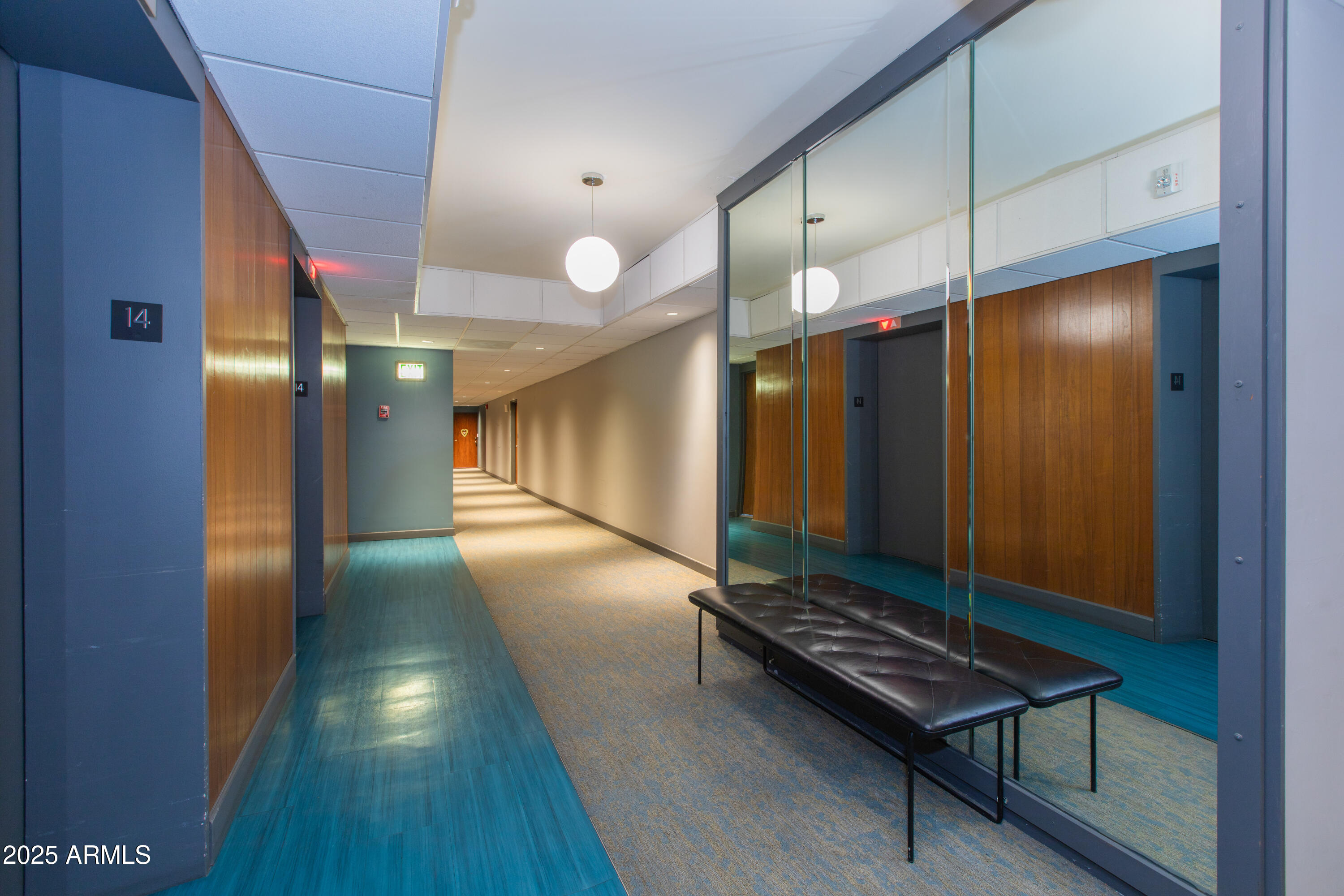 207 W CLARENDON Avenue, 14E