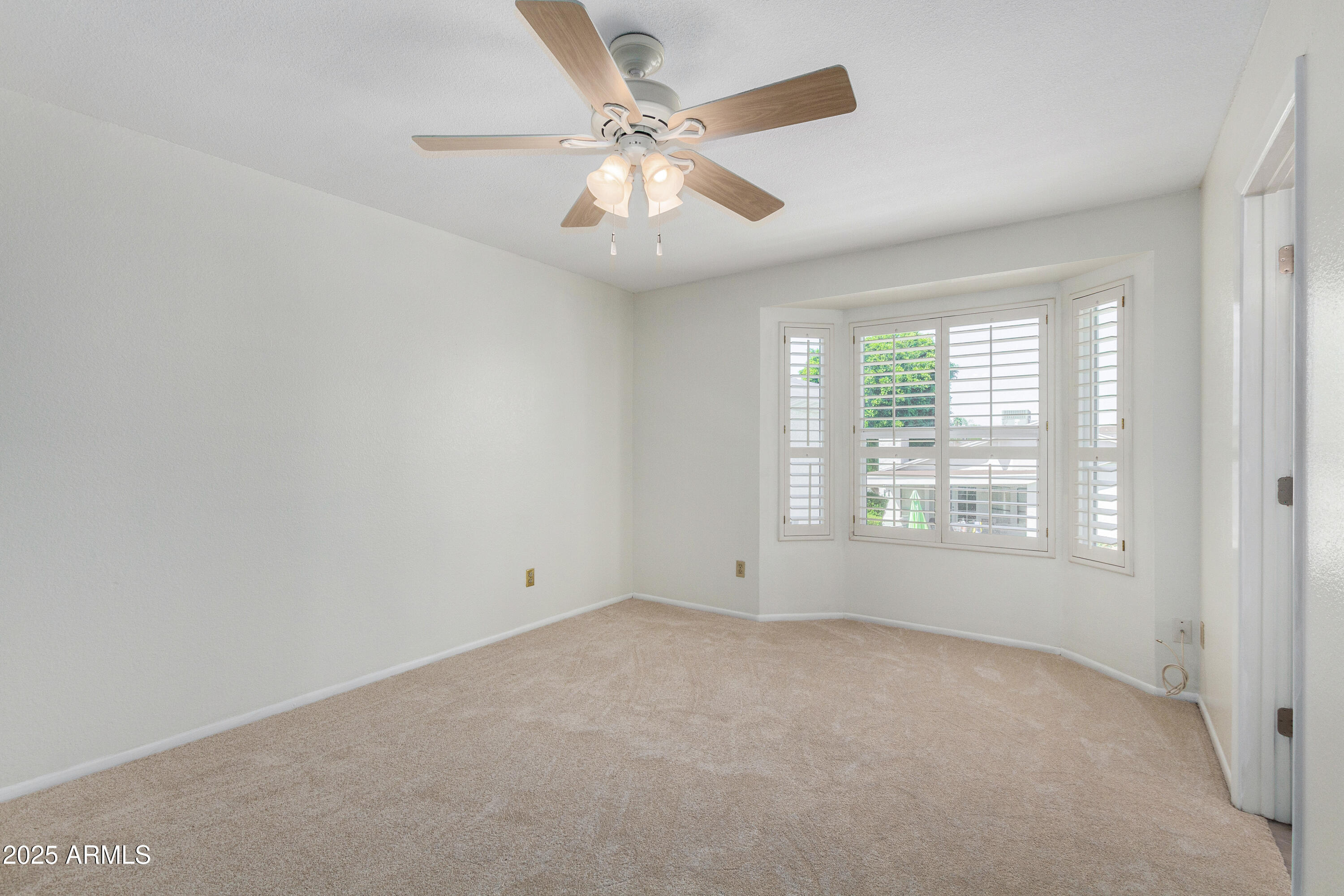 506 W SANDRA Terrace