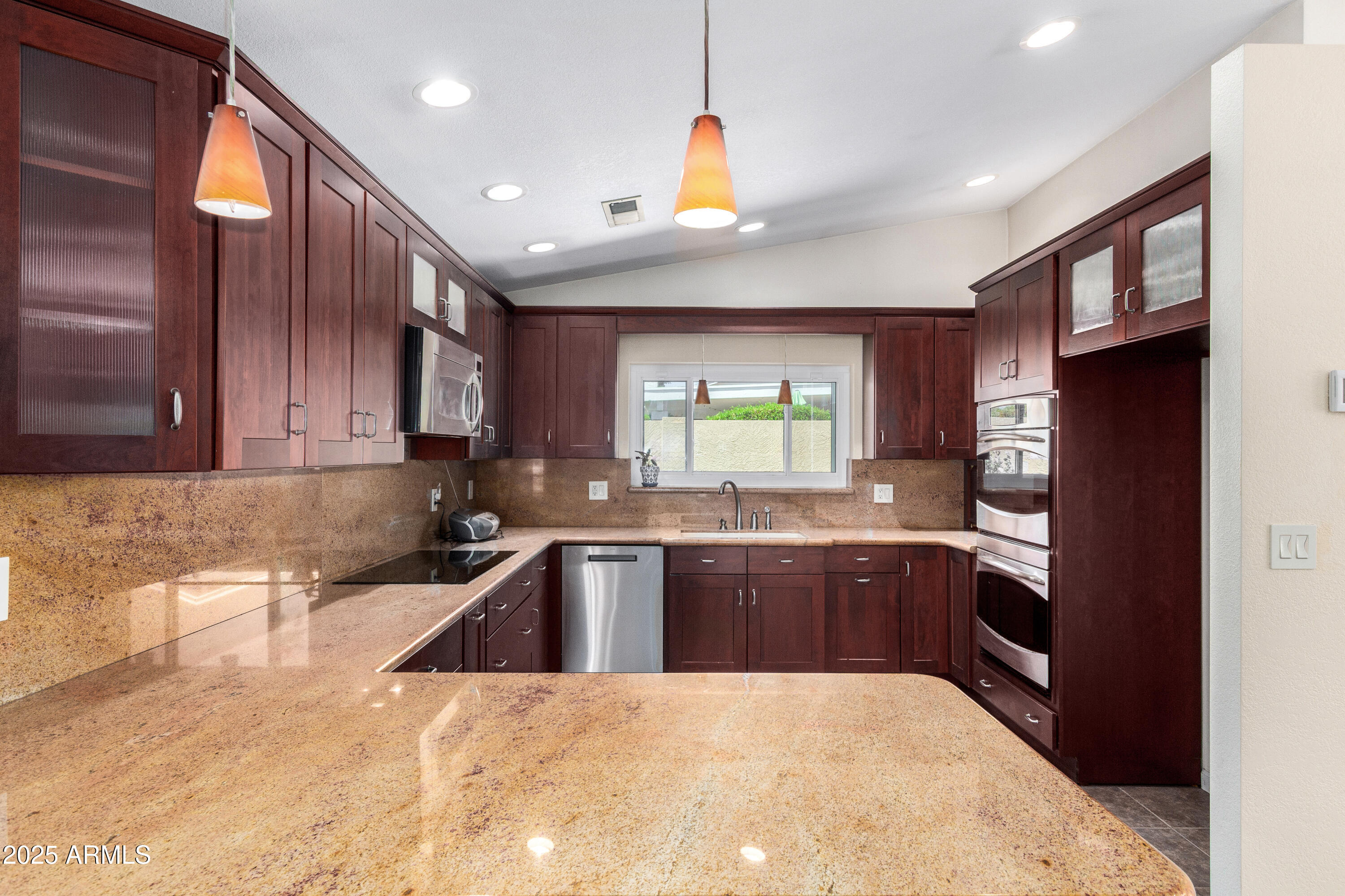 506 W SANDRA Terrace