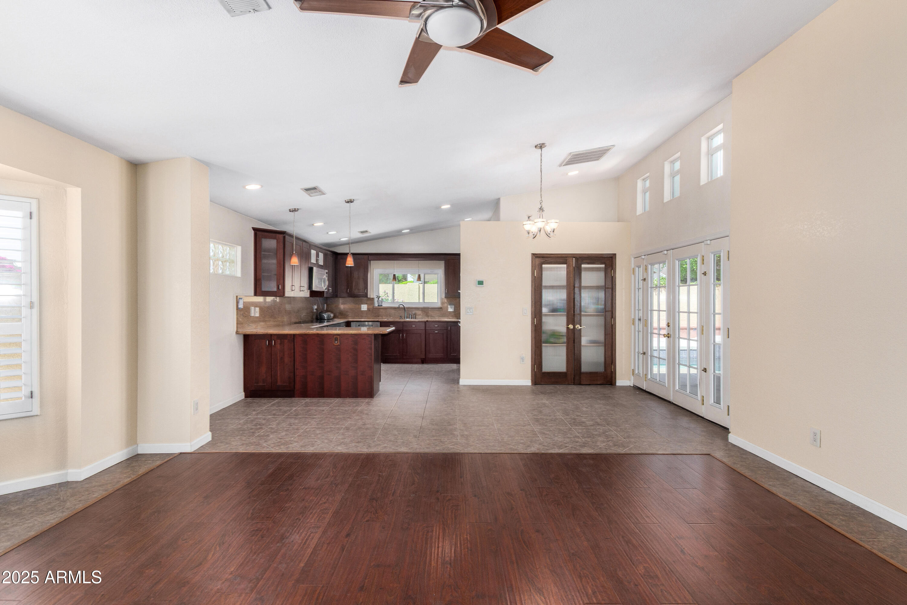 506 W SANDRA Terrace