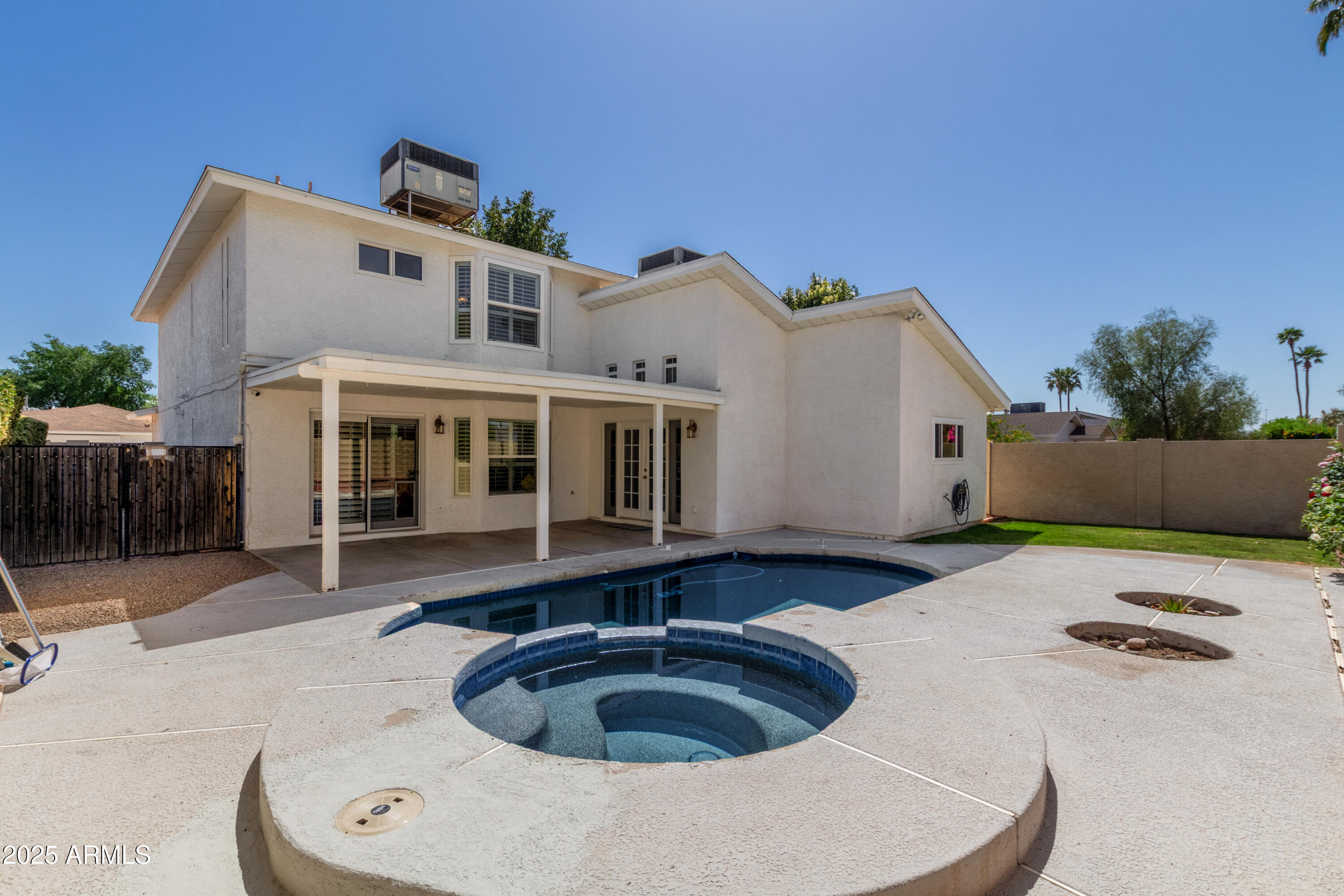 506 W SANDRA Terrace