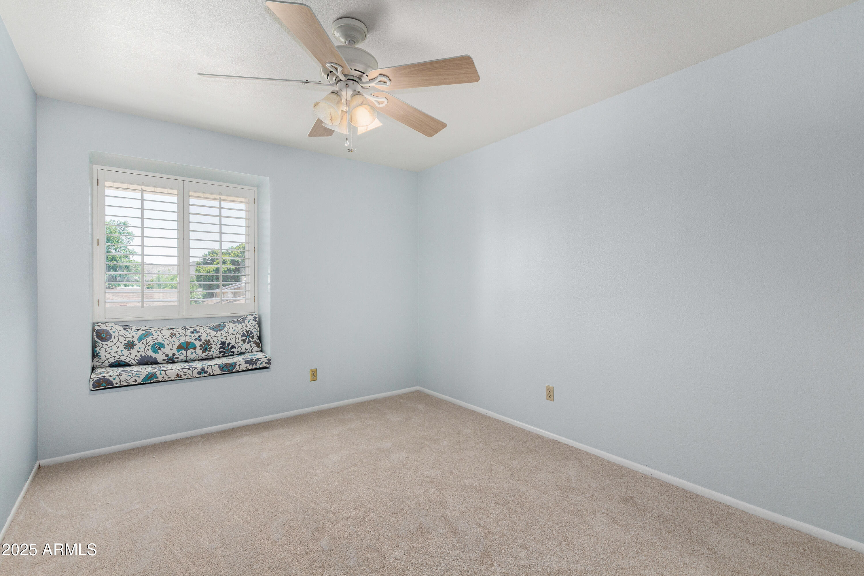 506 W SANDRA Terrace