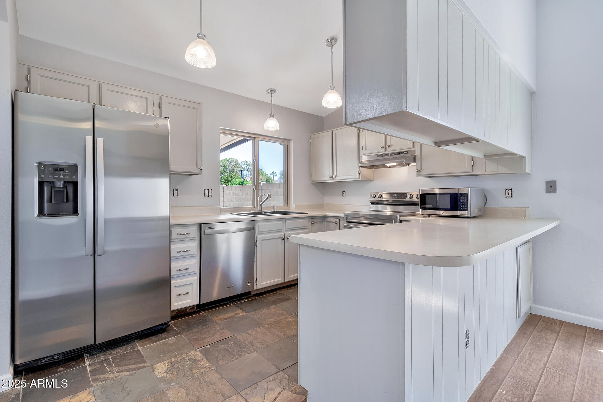 1210 W STOTTLER Drive