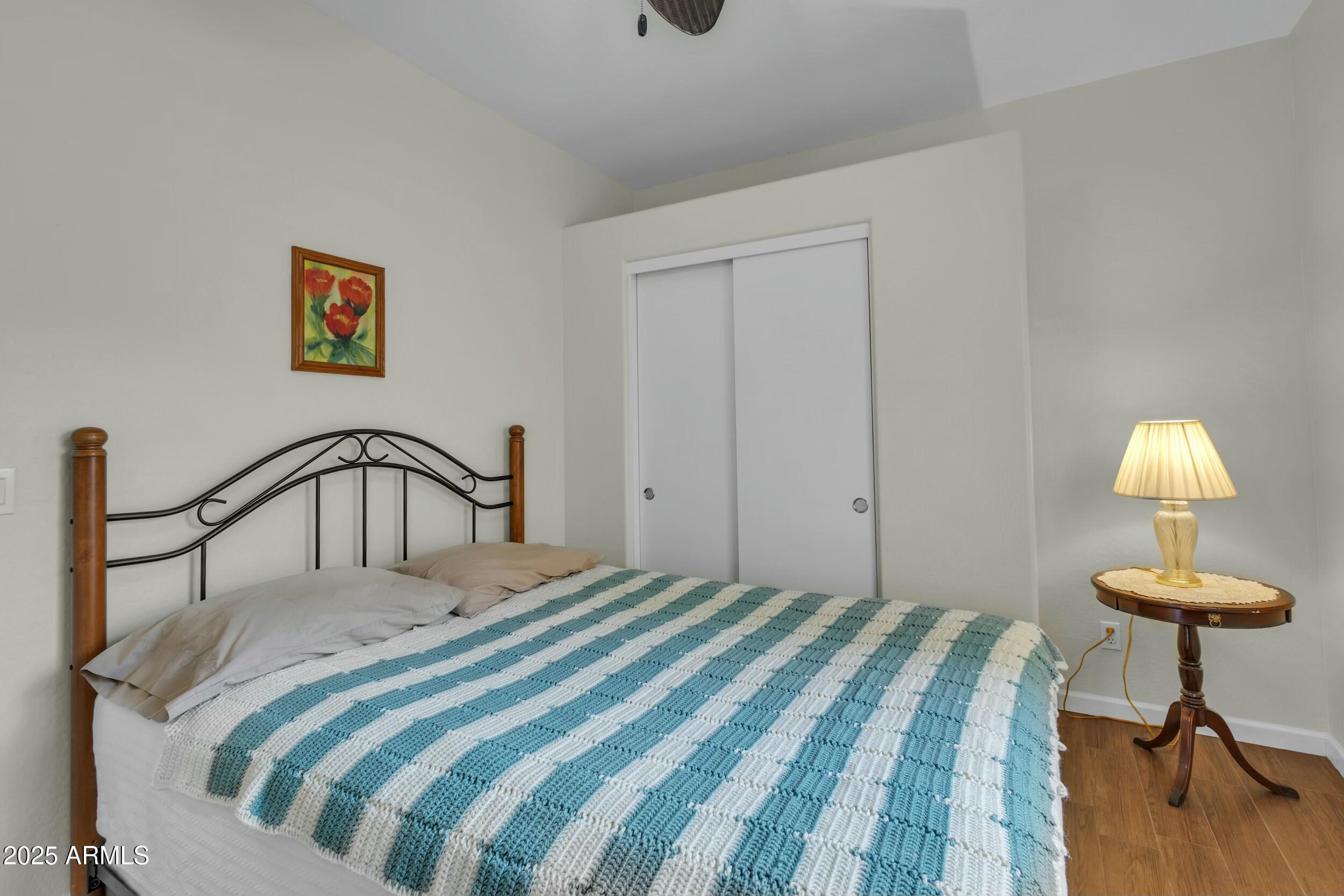 900 W BROADWAY Avenue, 45