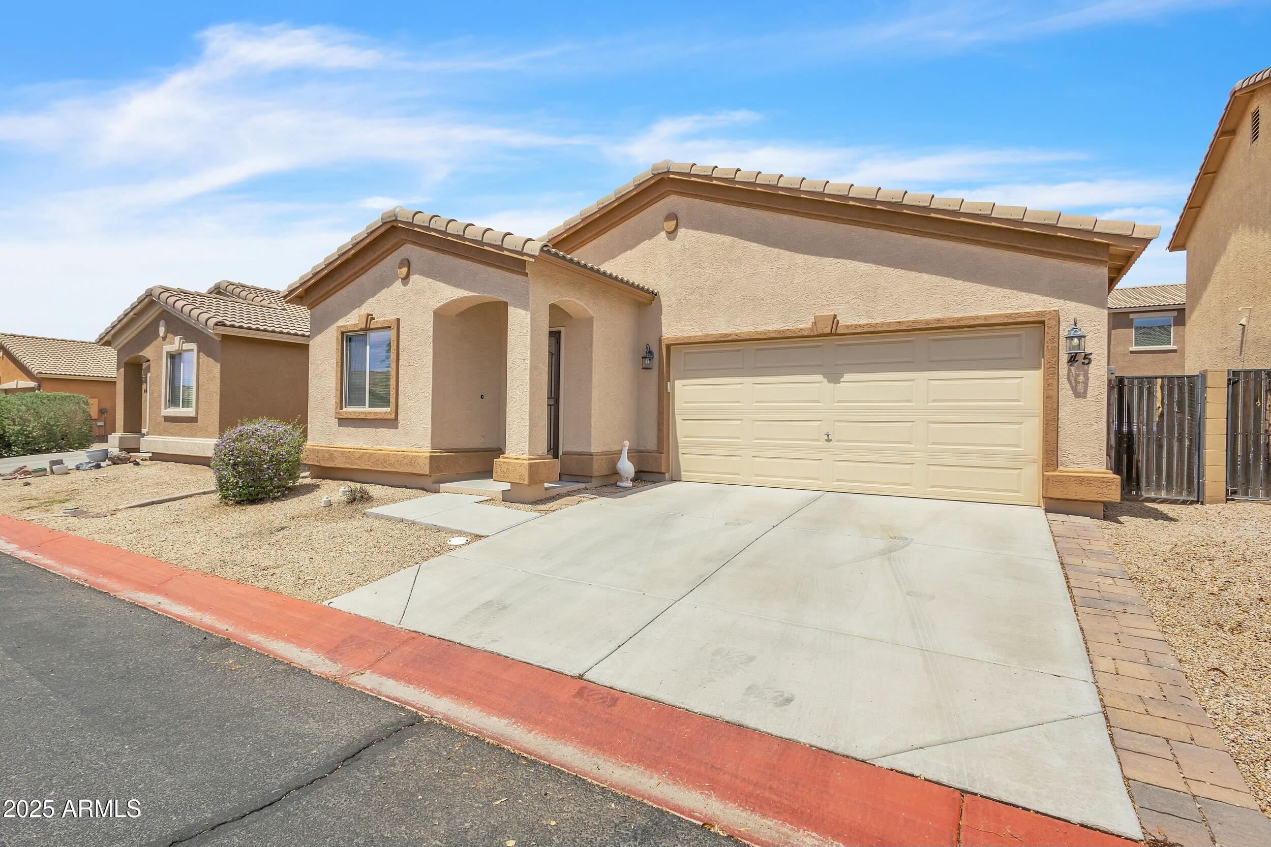 900 W BROADWAY Avenue, 45