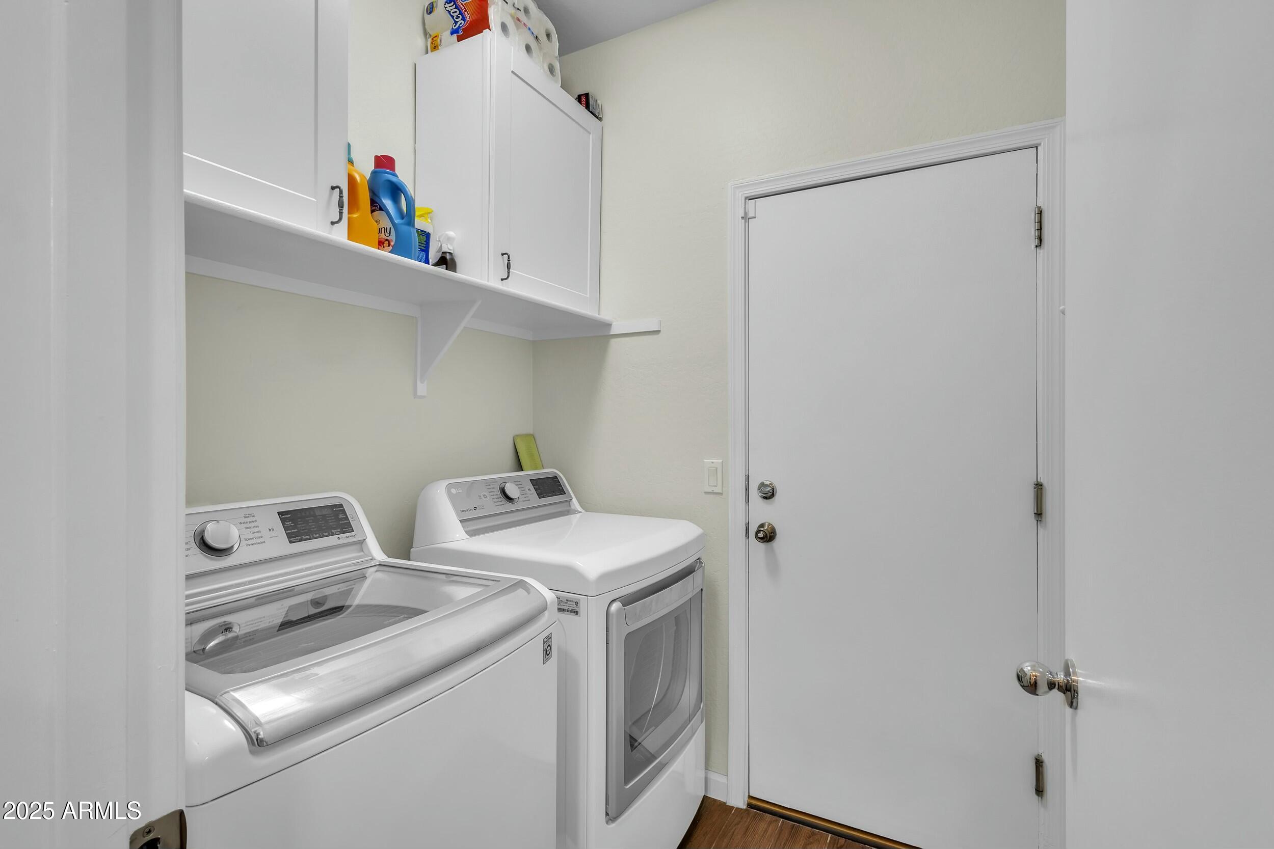 900 W BROADWAY Avenue, 45