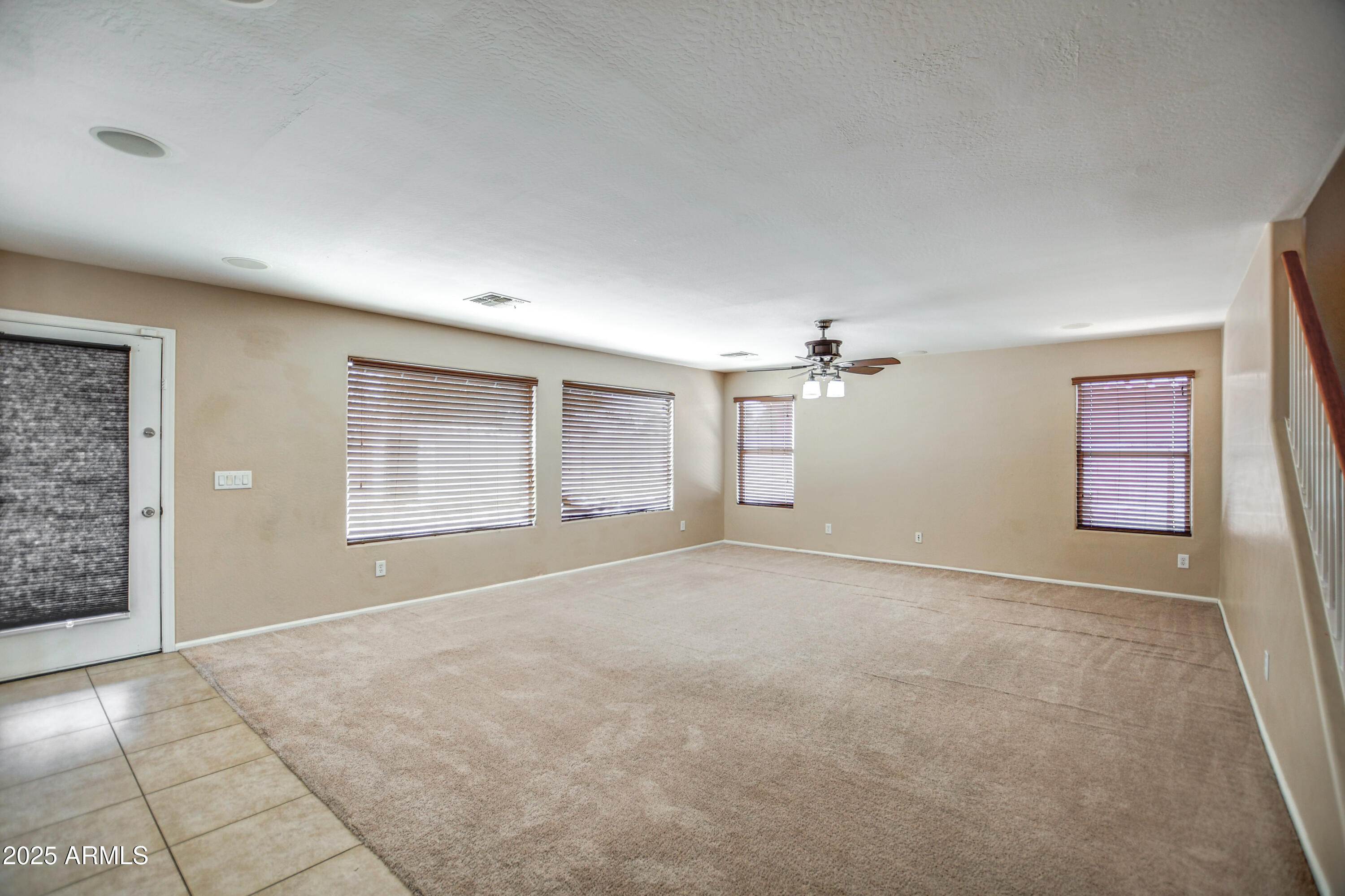 40437 W ROBBINS Drive