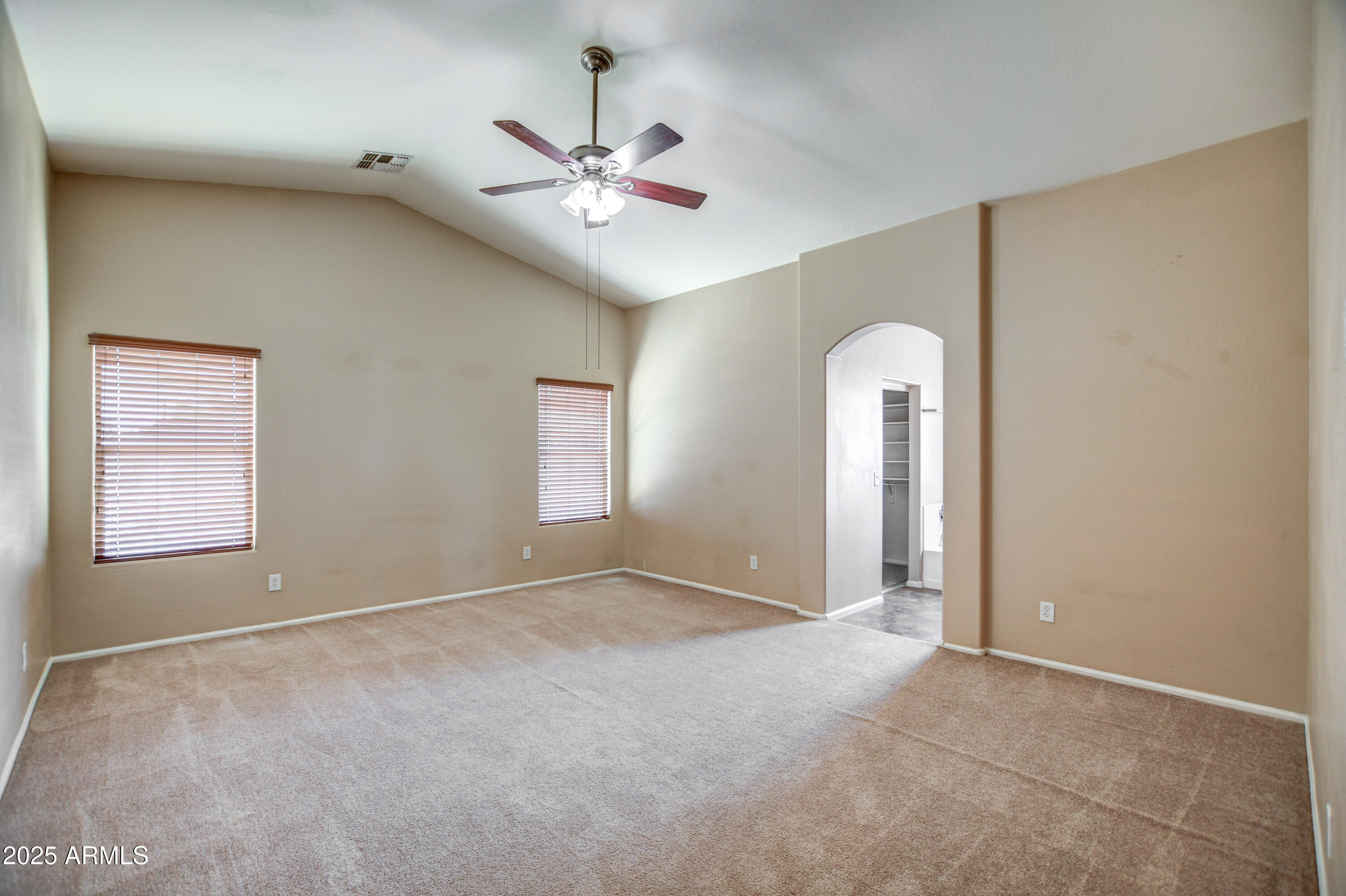 40437 W ROBBINS Drive