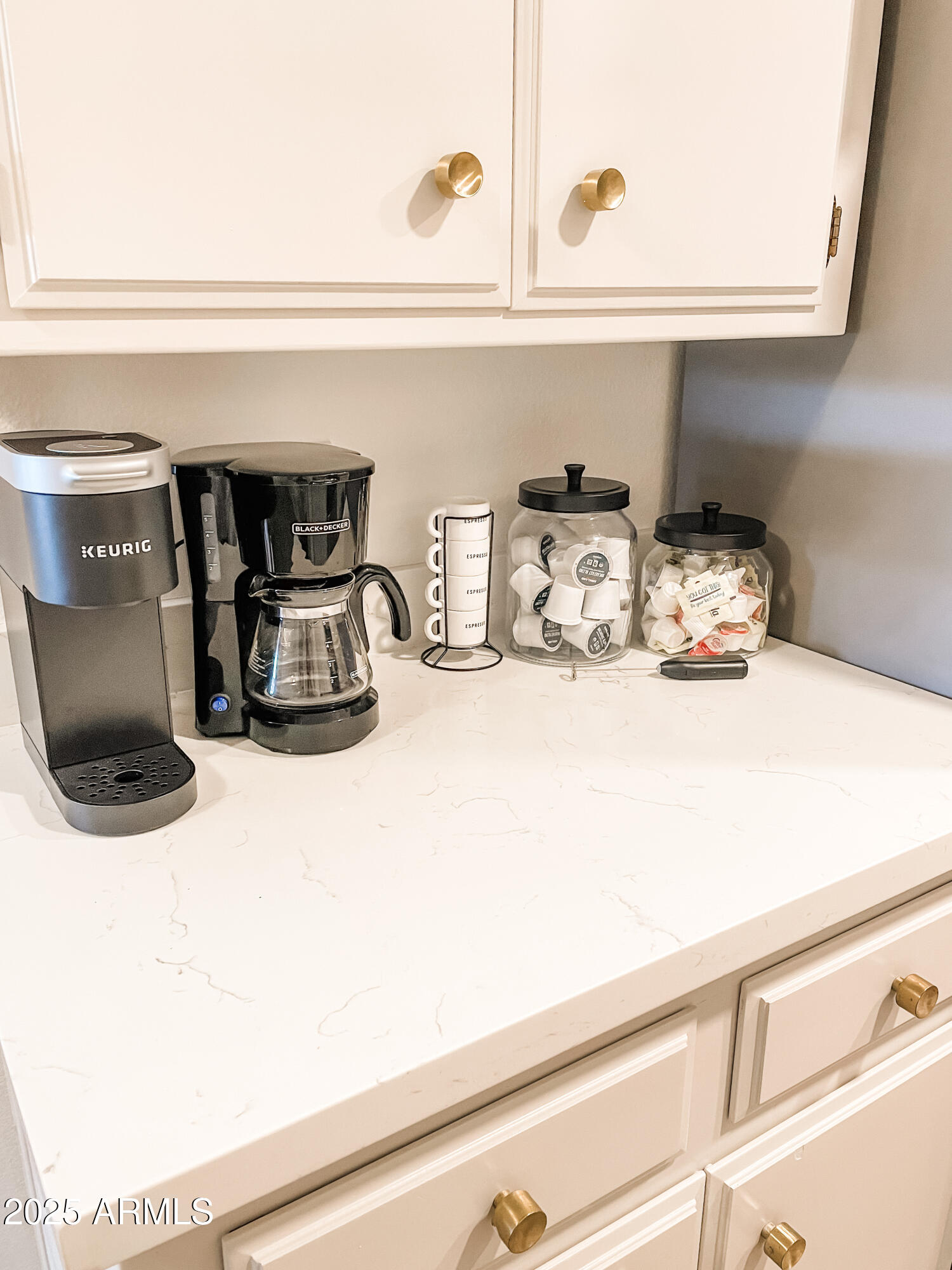 7220 N VIA DE LA SIESTA