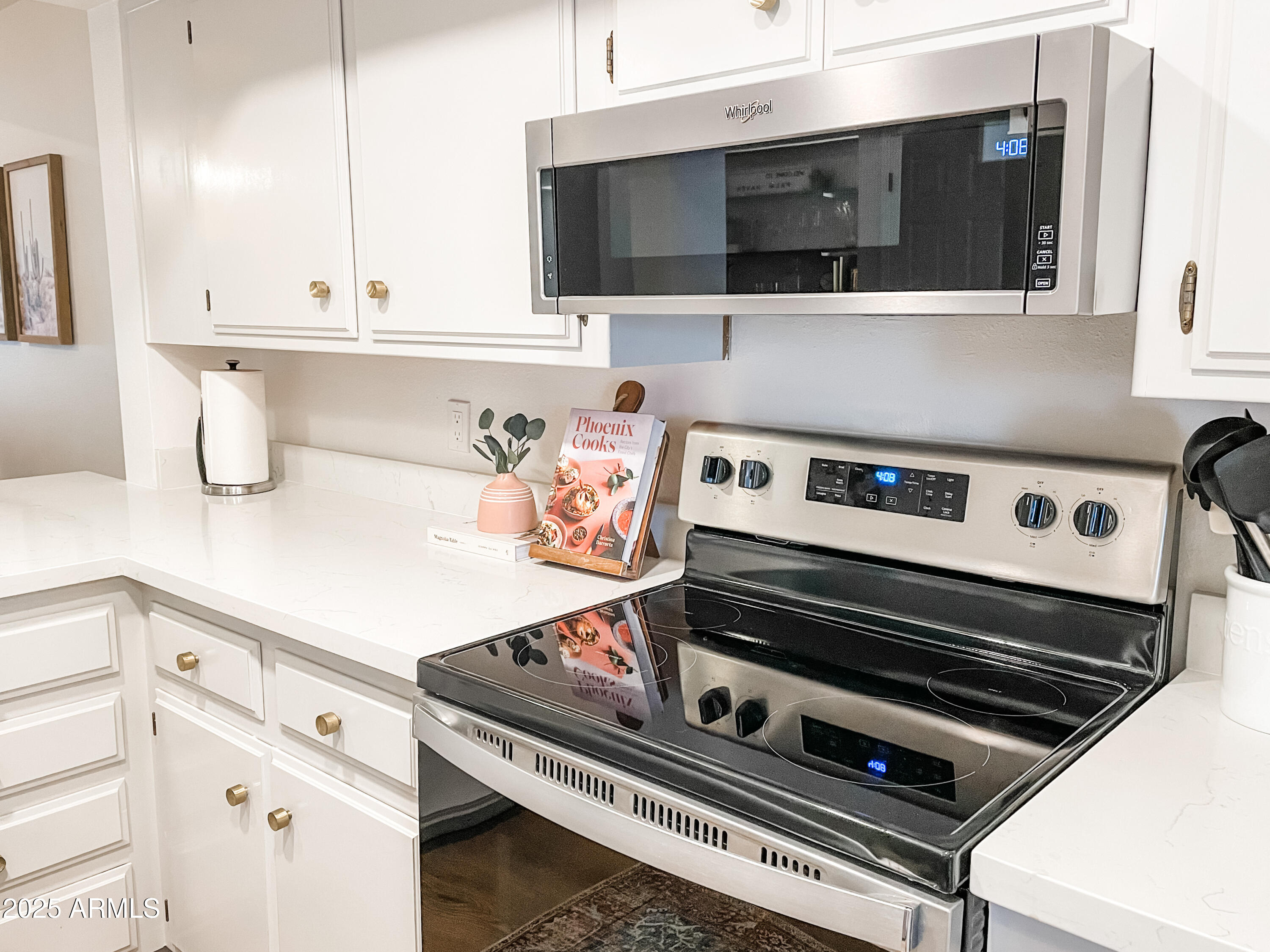 7220 N VIA DE LA SIESTA