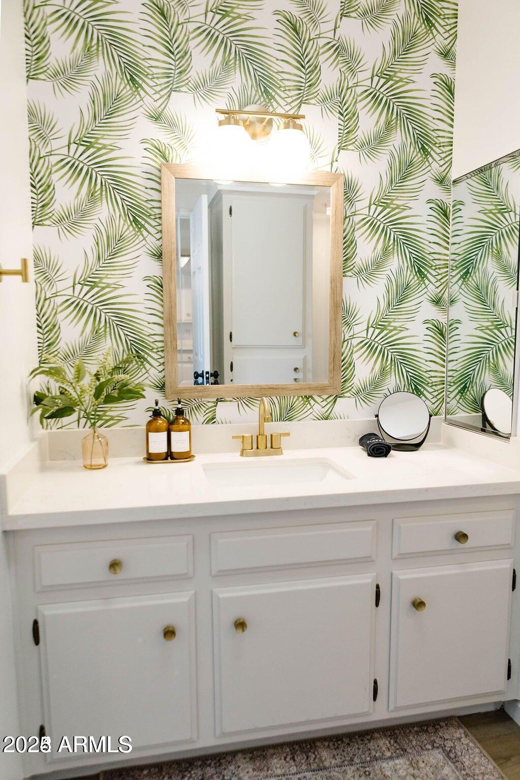 7220 N VIA DE LA SIESTA