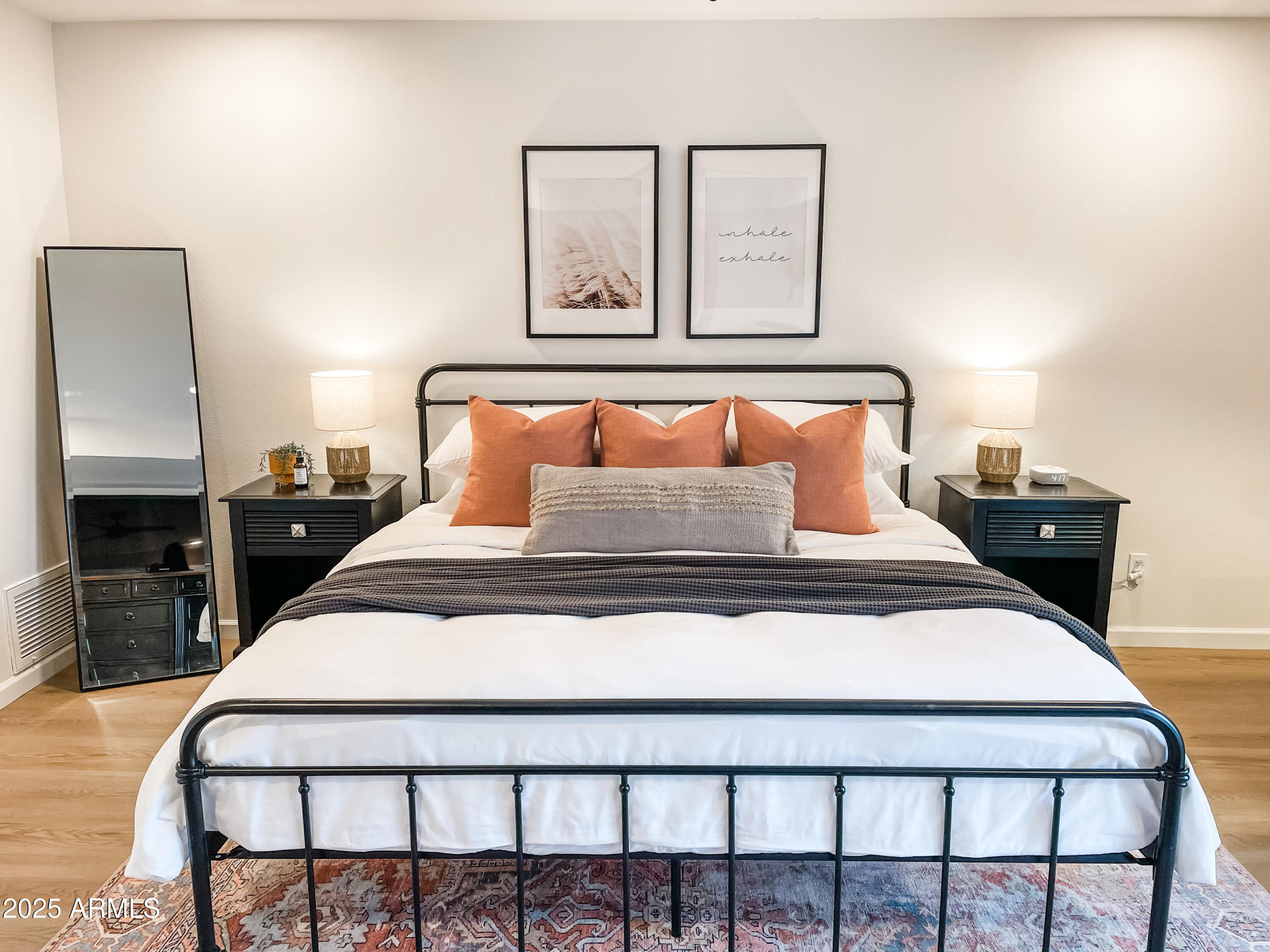 7220 N VIA DE LA SIESTA