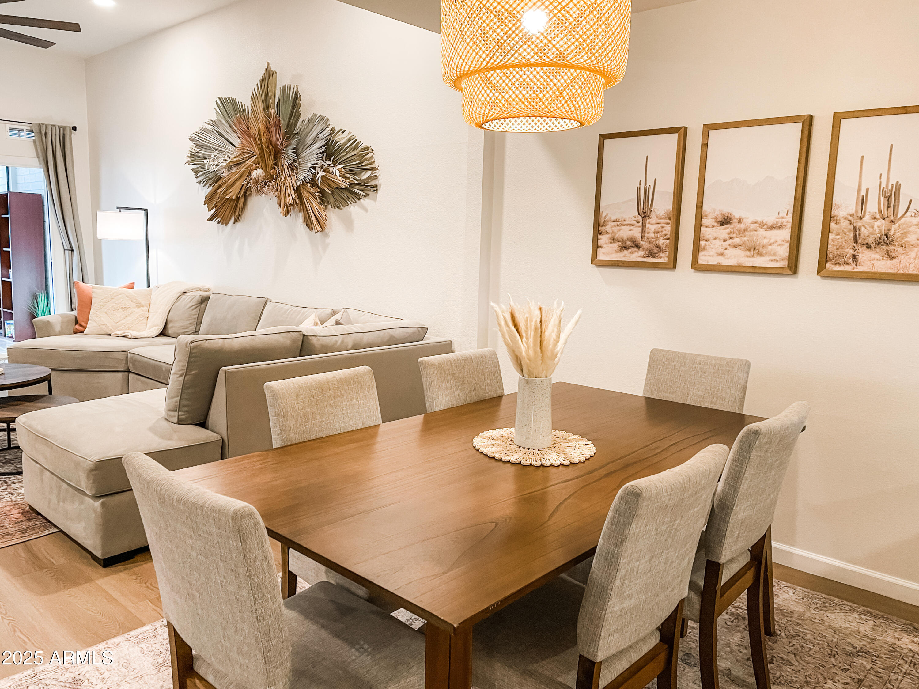 7220 N VIA DE LA SIESTA