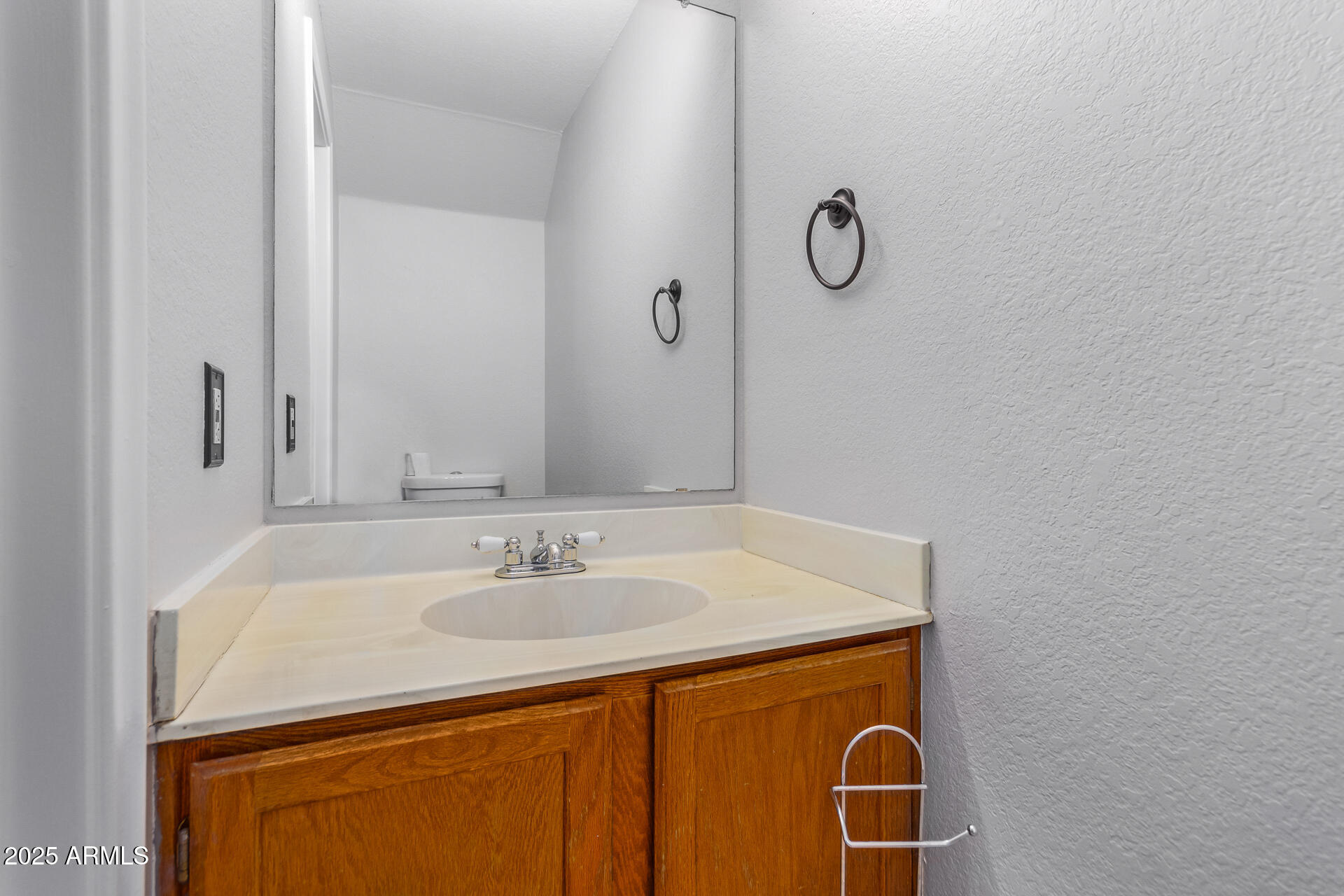 3416 W JULIE Drive, 4