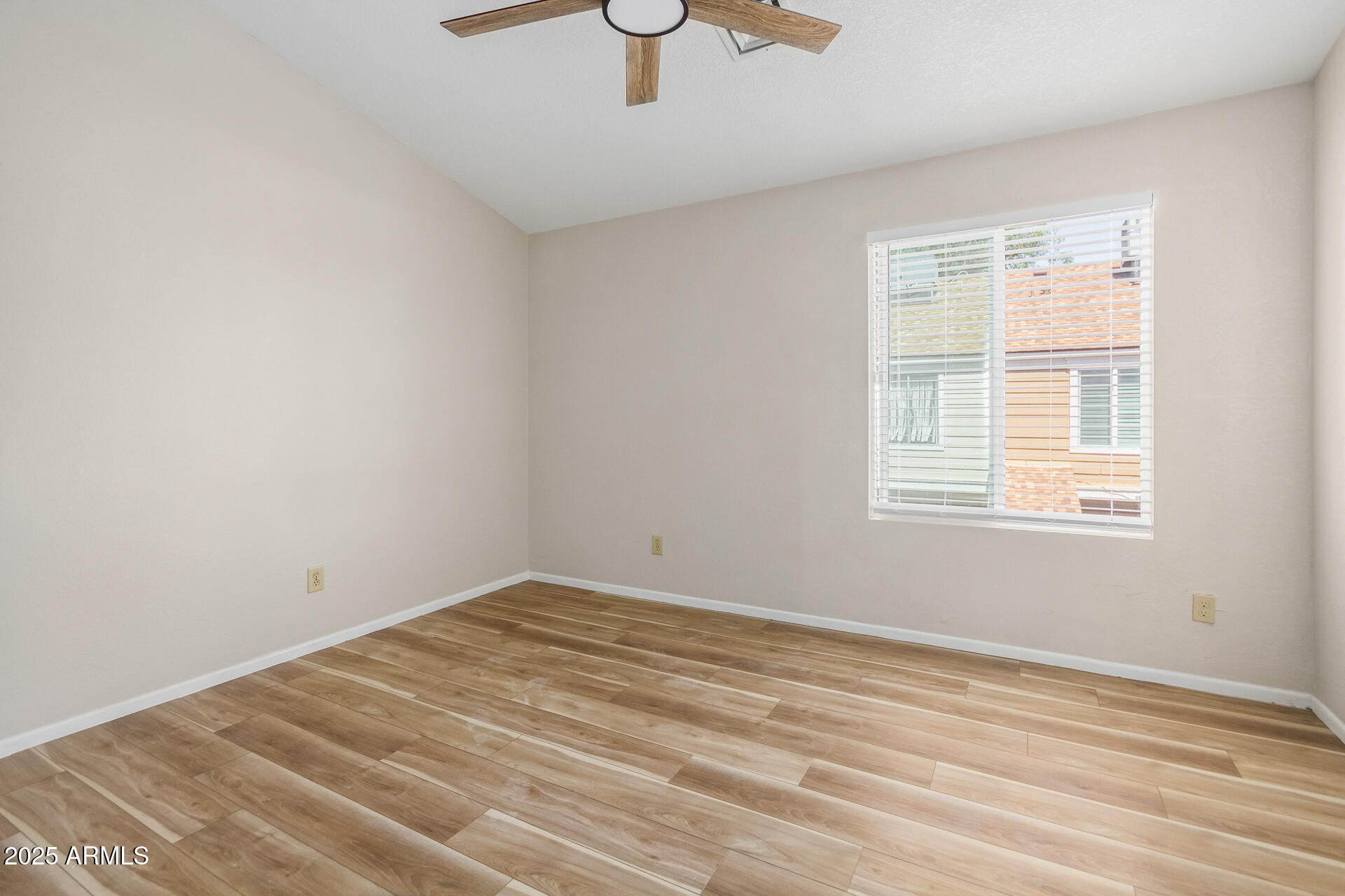 3416 W JULIE Drive, 4