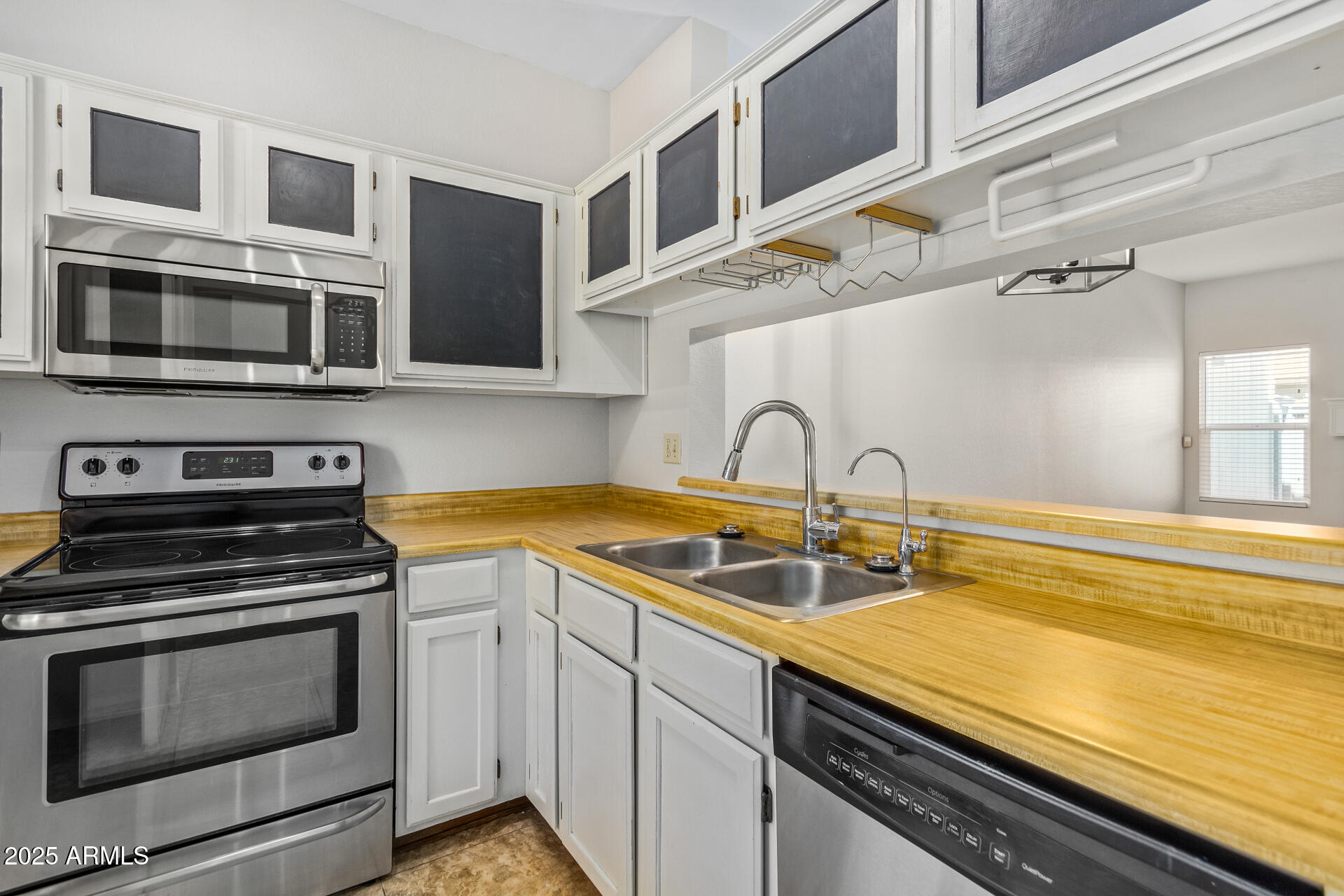 3416 W JULIE Drive, 4