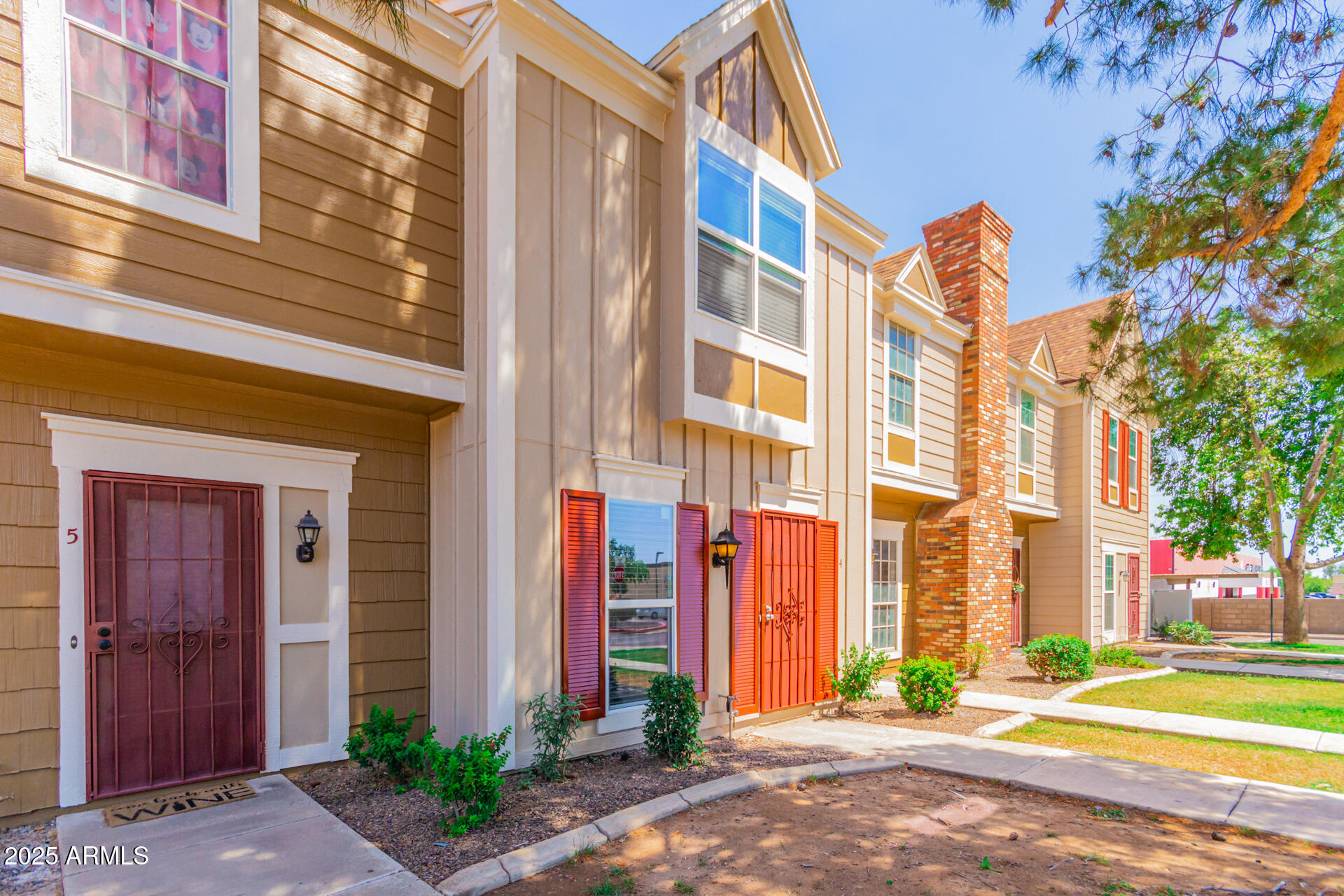 3416 W JULIE Drive, 4