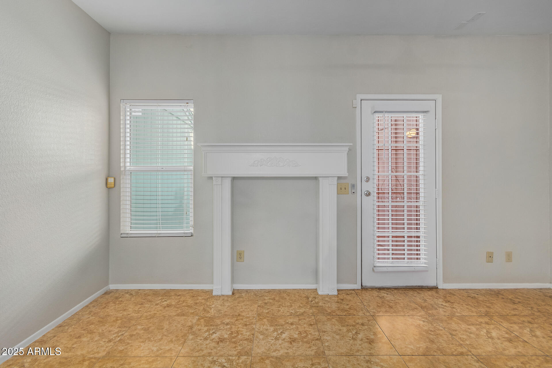 3416 W JULIE Drive, 4