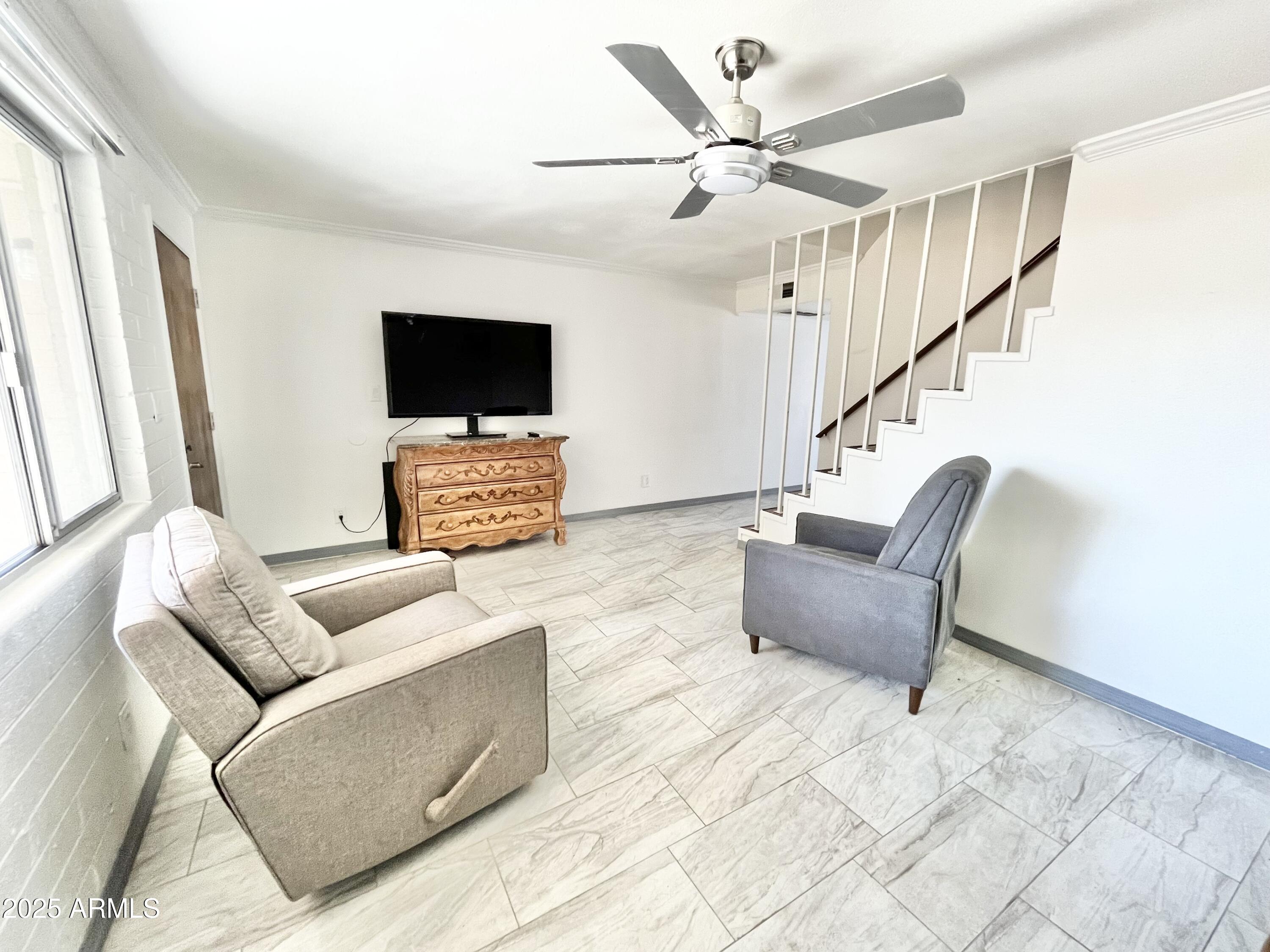 6565 N 19TH Avenue, 27