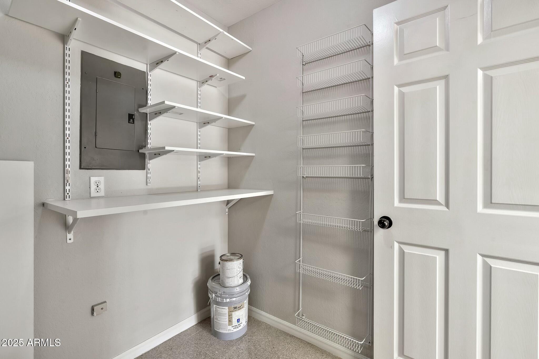 4525 N 66TH Street, 85