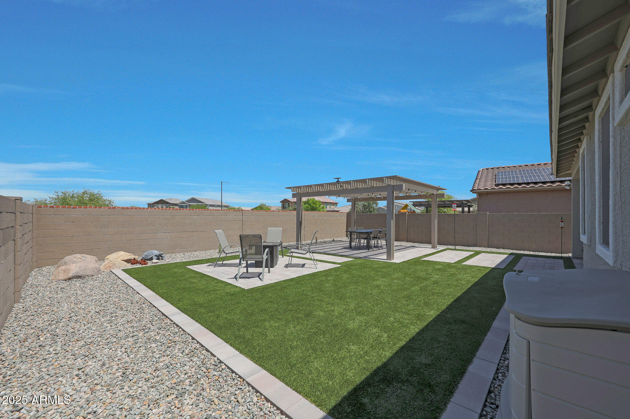 18746 W RANCHO Drive