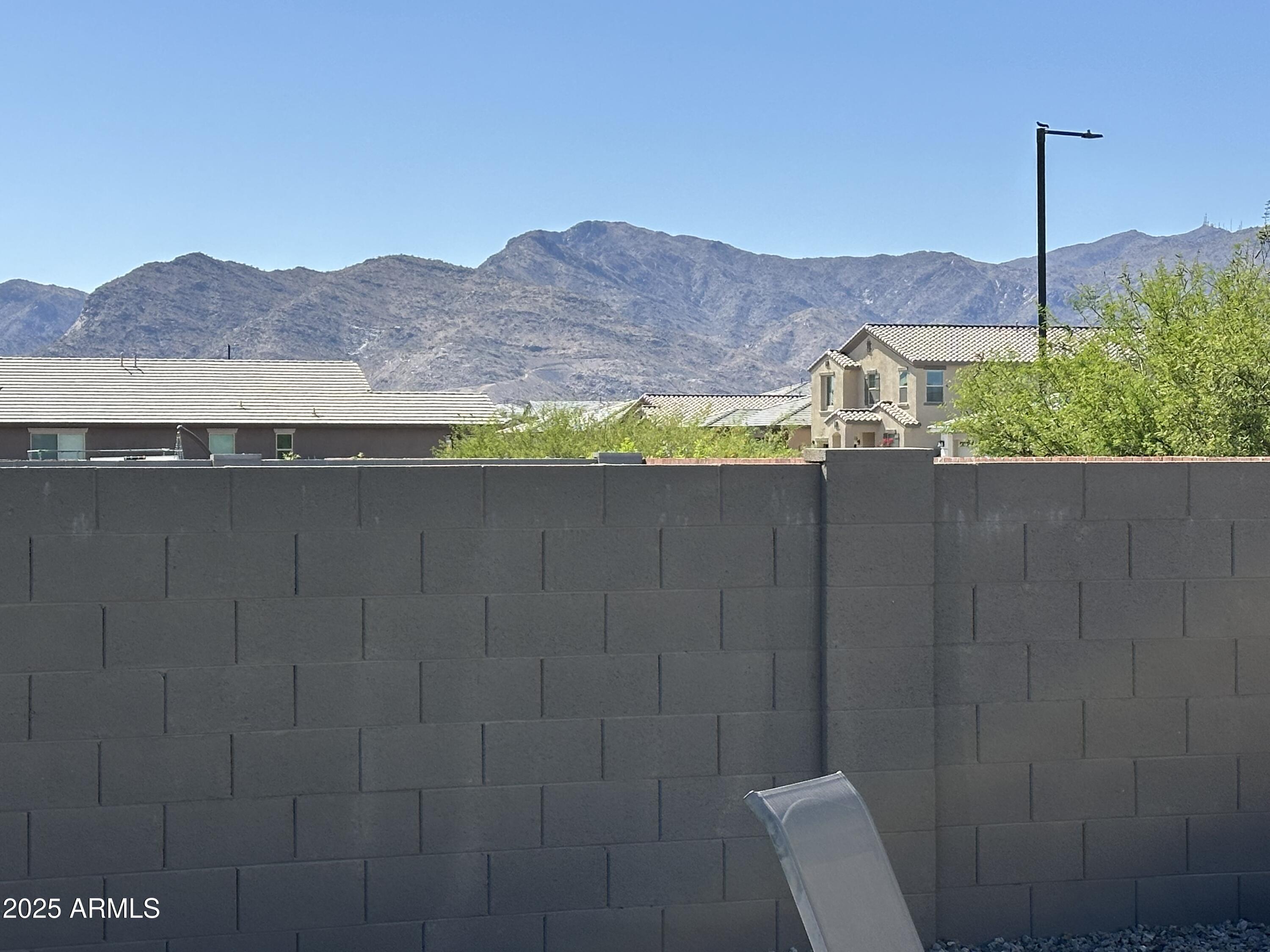 18746 W RANCHO Drive