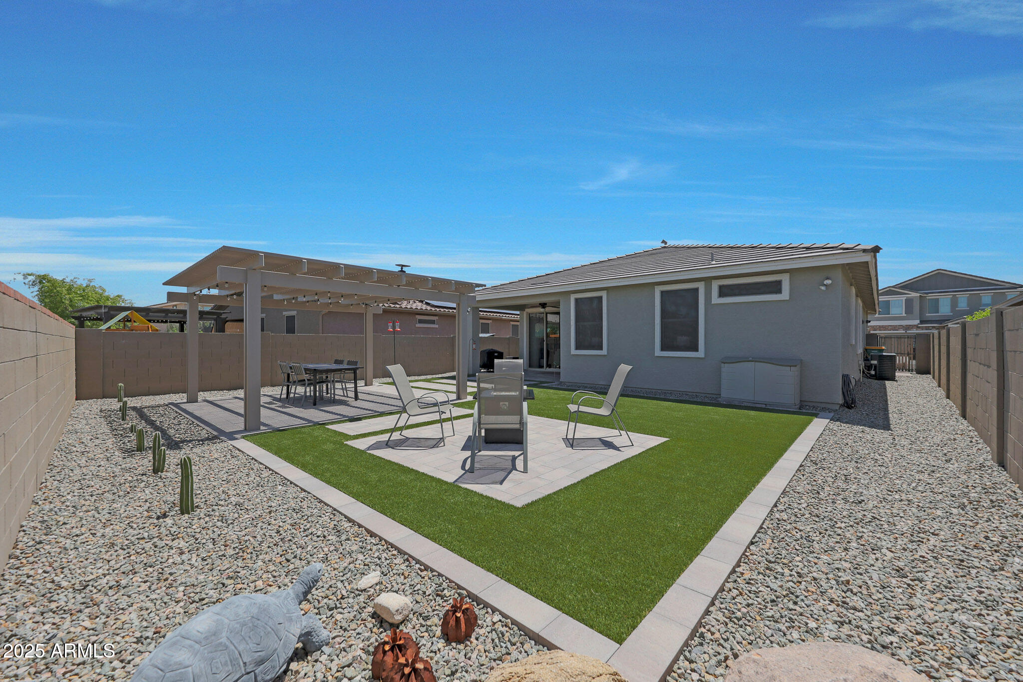 18746 W RANCHO Drive