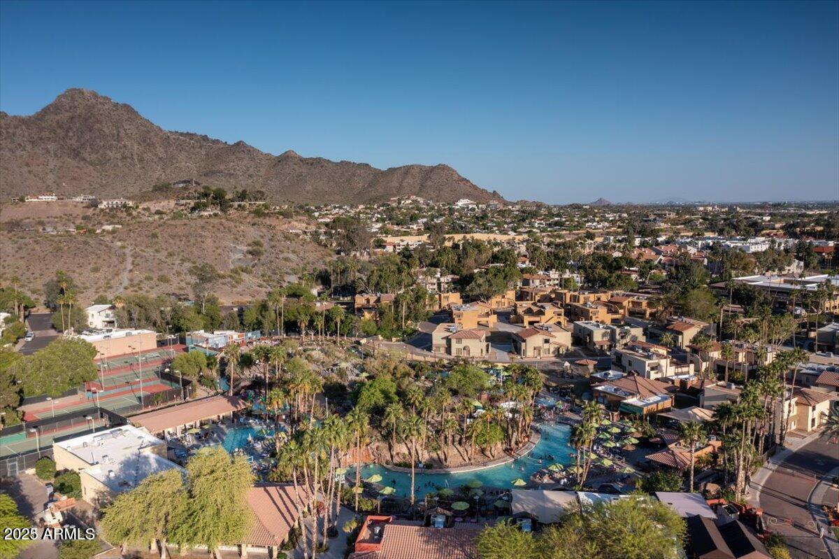 1808 E HAYWARD Avenue, 1