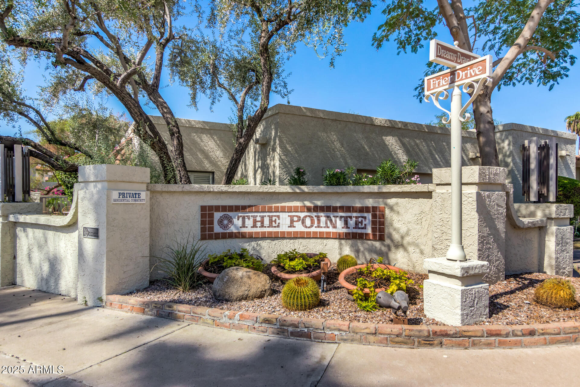 1808 E HAYWARD Avenue, 1