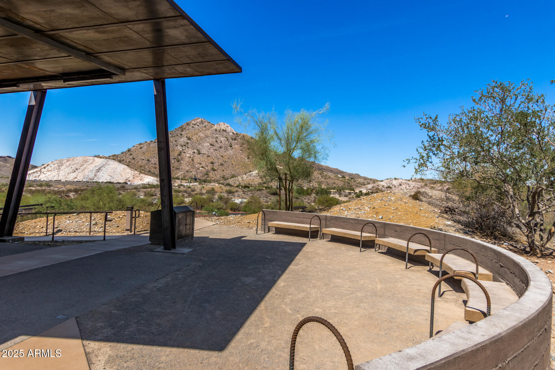 1808 E HAYWARD Avenue, 1