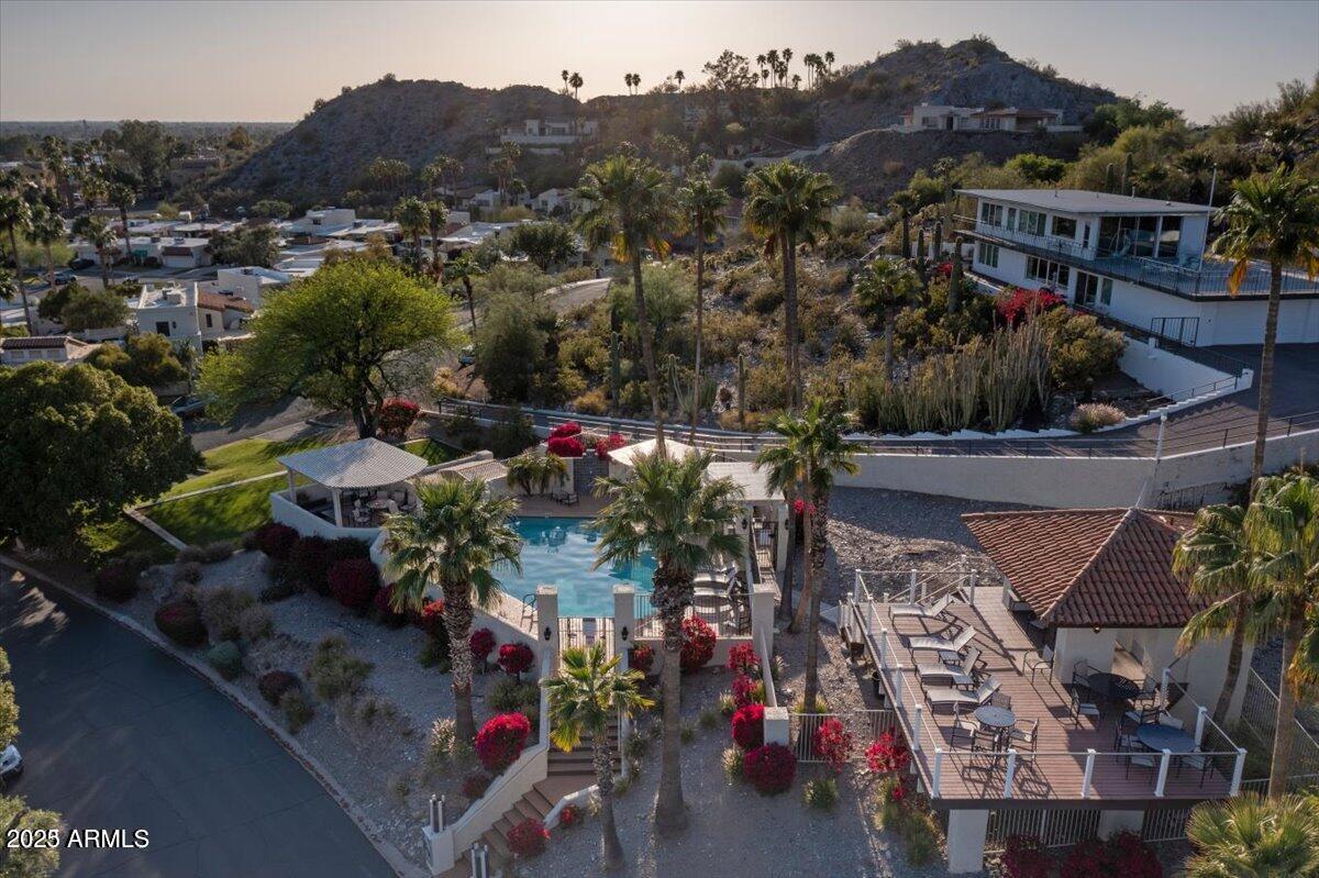 1808 E HAYWARD Avenue, 1