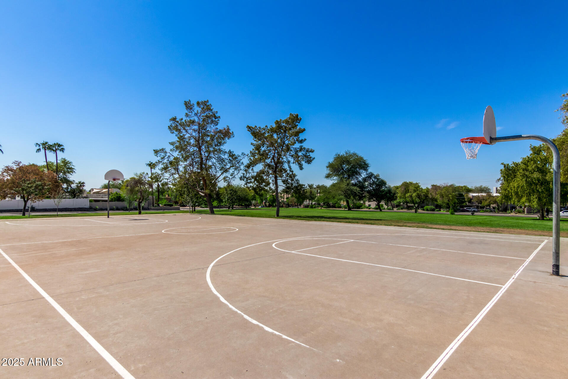 1808 E HAYWARD Avenue, 1