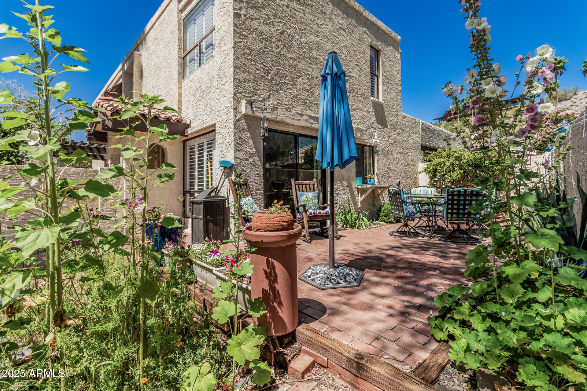 1808 E HAYWARD Avenue, 1