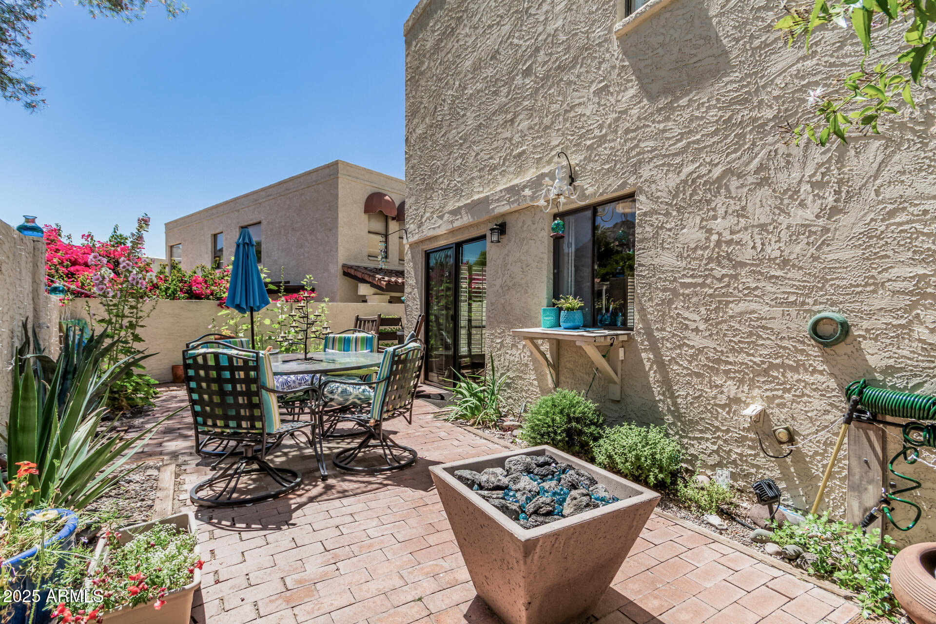 1808 E HAYWARD Avenue, 1