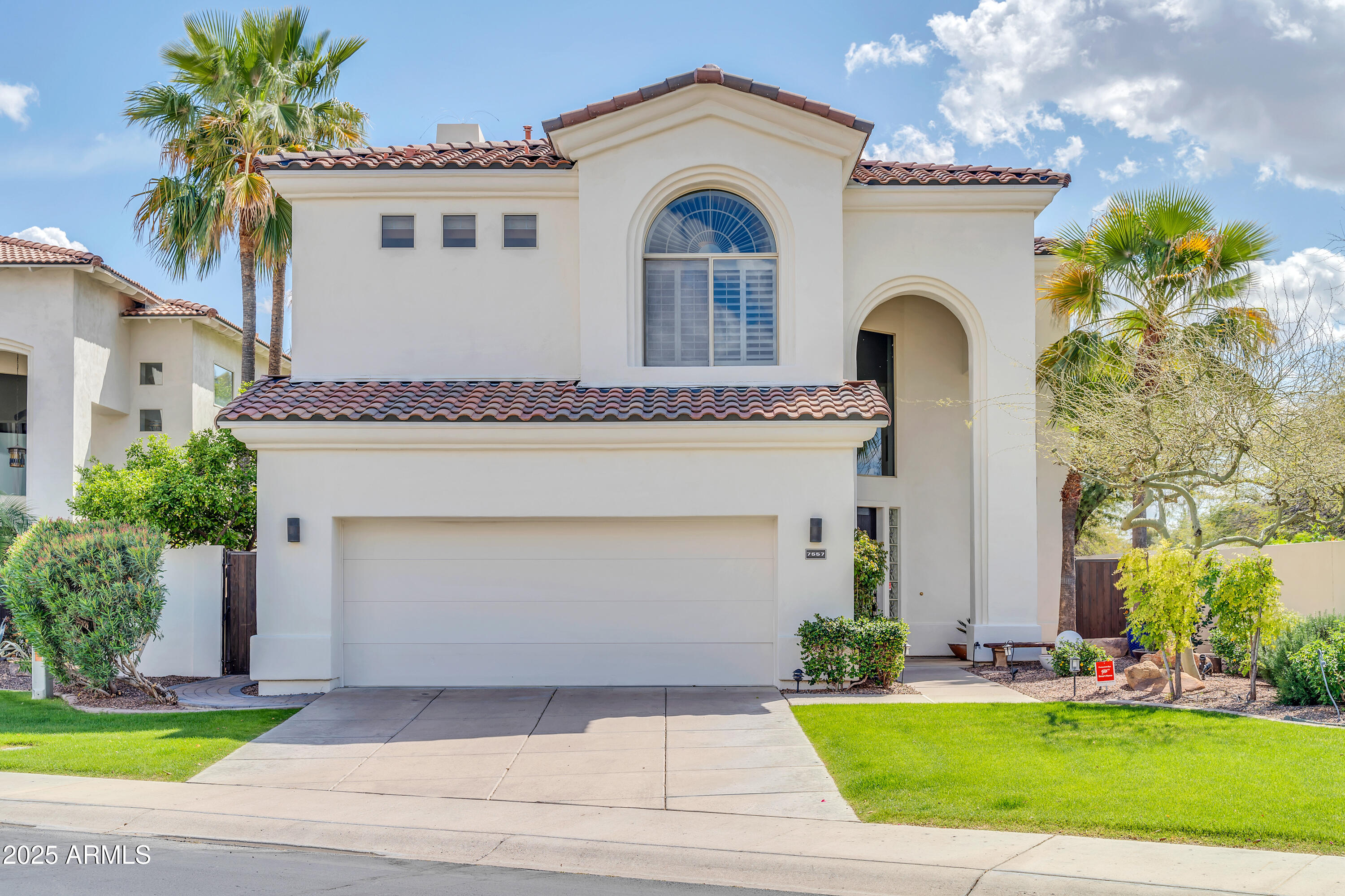 7557 E MCLELLAN Lane