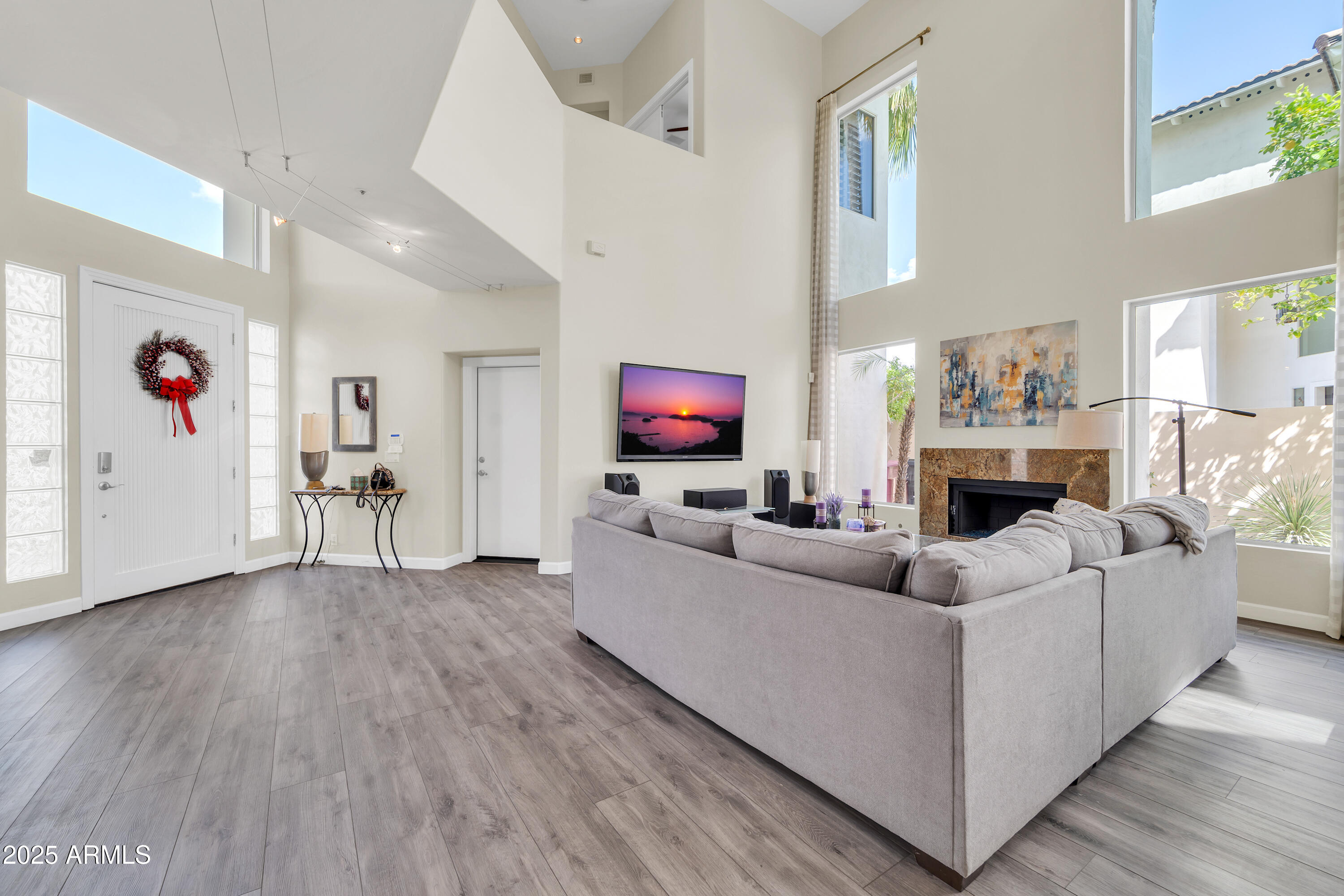 7557 E MCLELLAN Lane